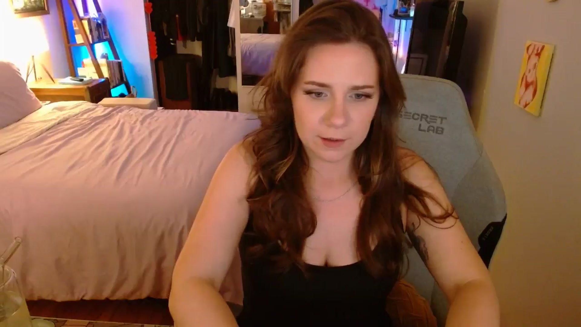 Gallery image thumbnail from Sweetestlilly's myfreecams stream on, 08/24/2025, 02:28 image 10 of 20