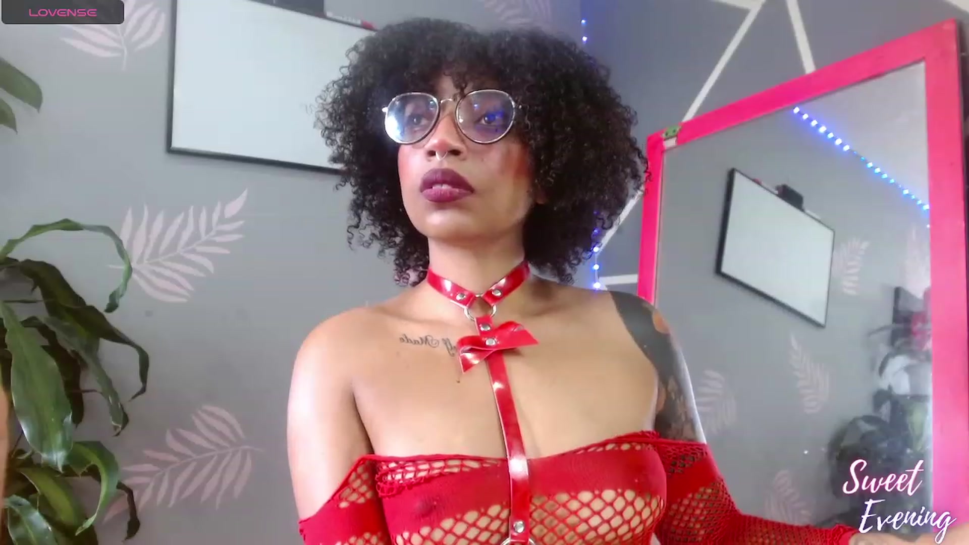 Gallery image thumbnail from Sweetevening's myfreecams stream on, 08/16/2023, 15:50 image 9 of 20