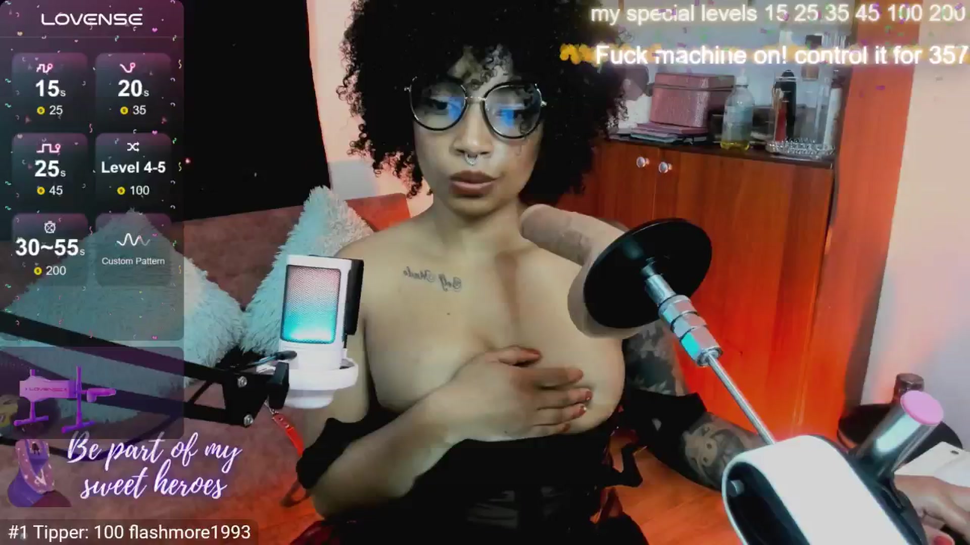 Gallery image thumbnail from Sweetevening's myfreecams stream on, 06/26/2024, 14:57 image 14 of 20