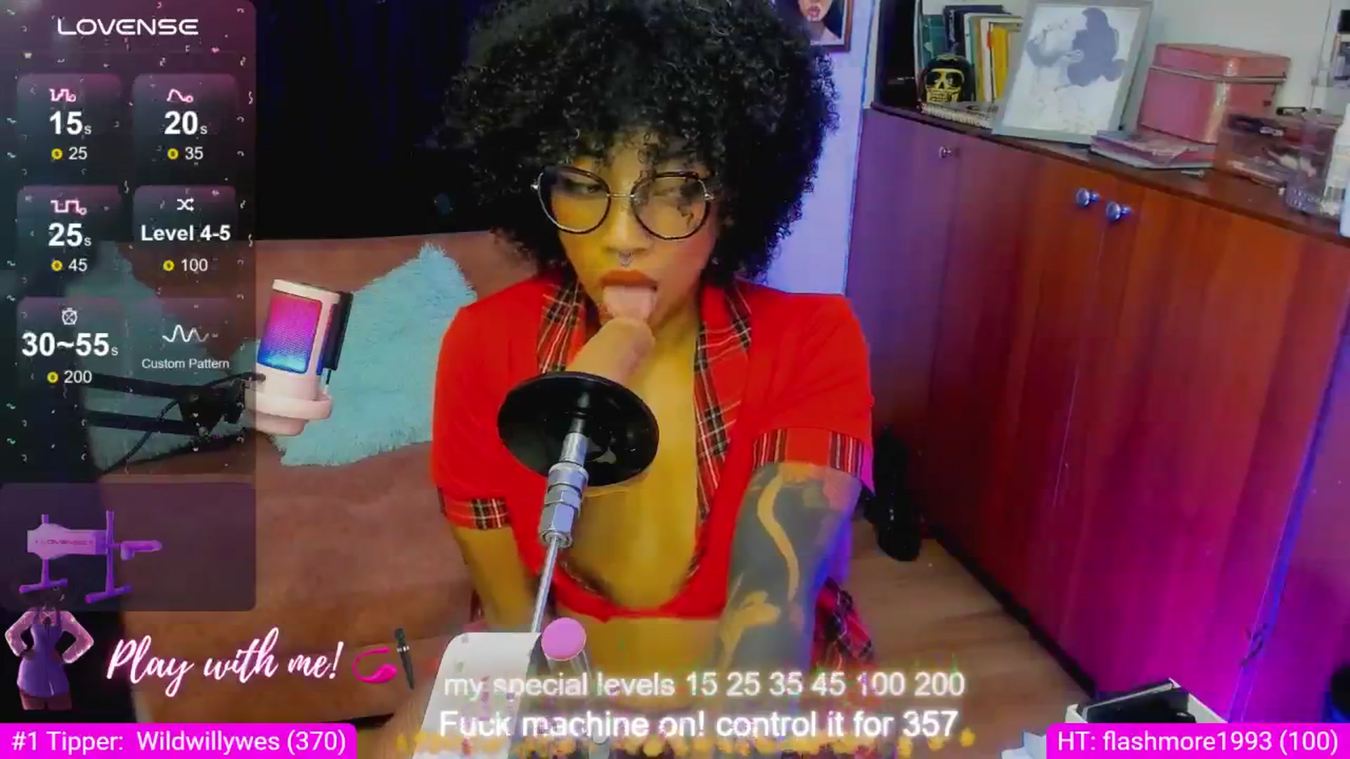 Gallery image thumbnail from Sweetevening's myfreecams stream on, 07/01/2024, 14:21 image 17 of 20