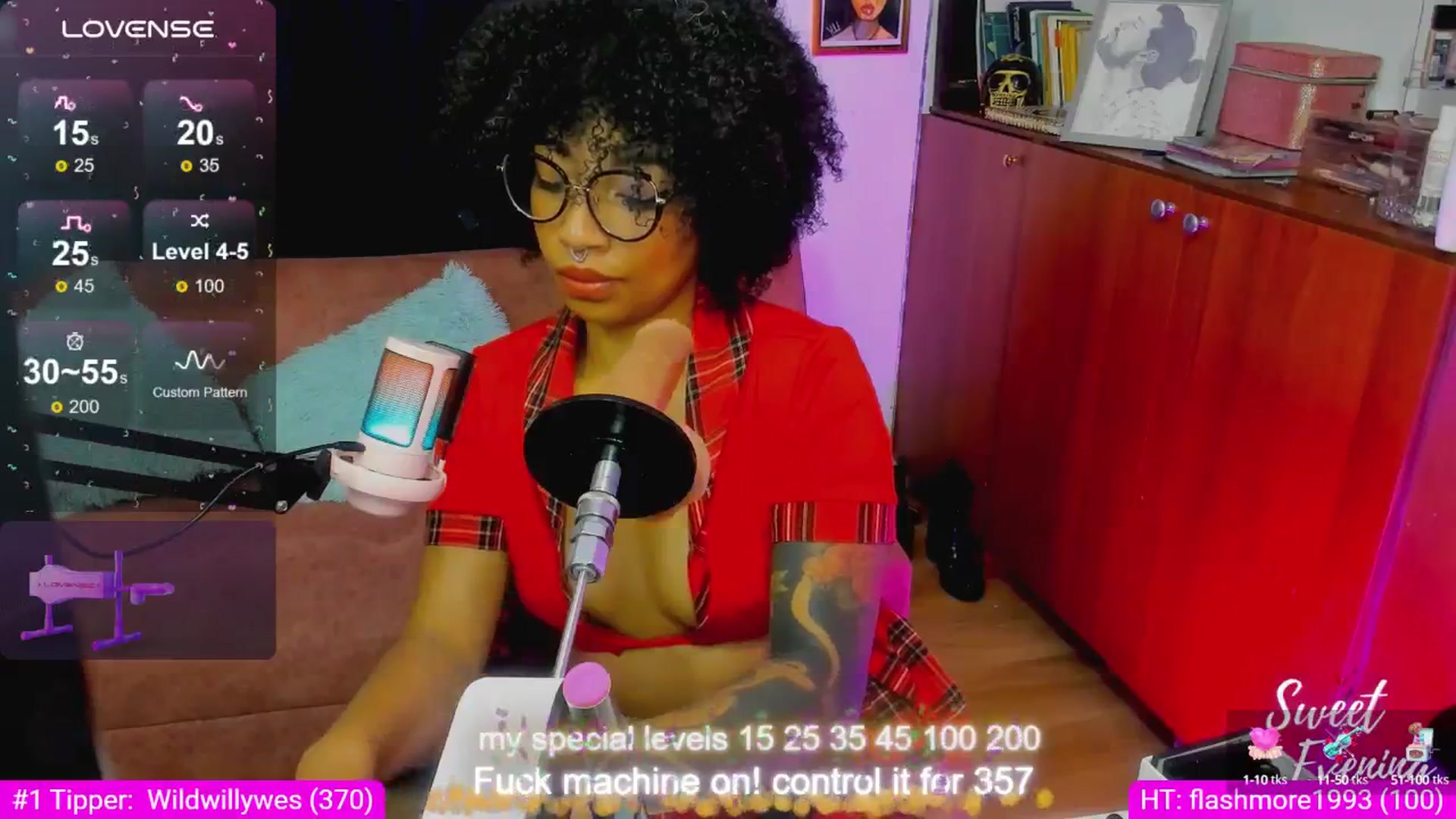 Gallery image thumbnail from Sweetevening's myfreecams stream on, 07/01/2024, 14:21 image 7 of 20