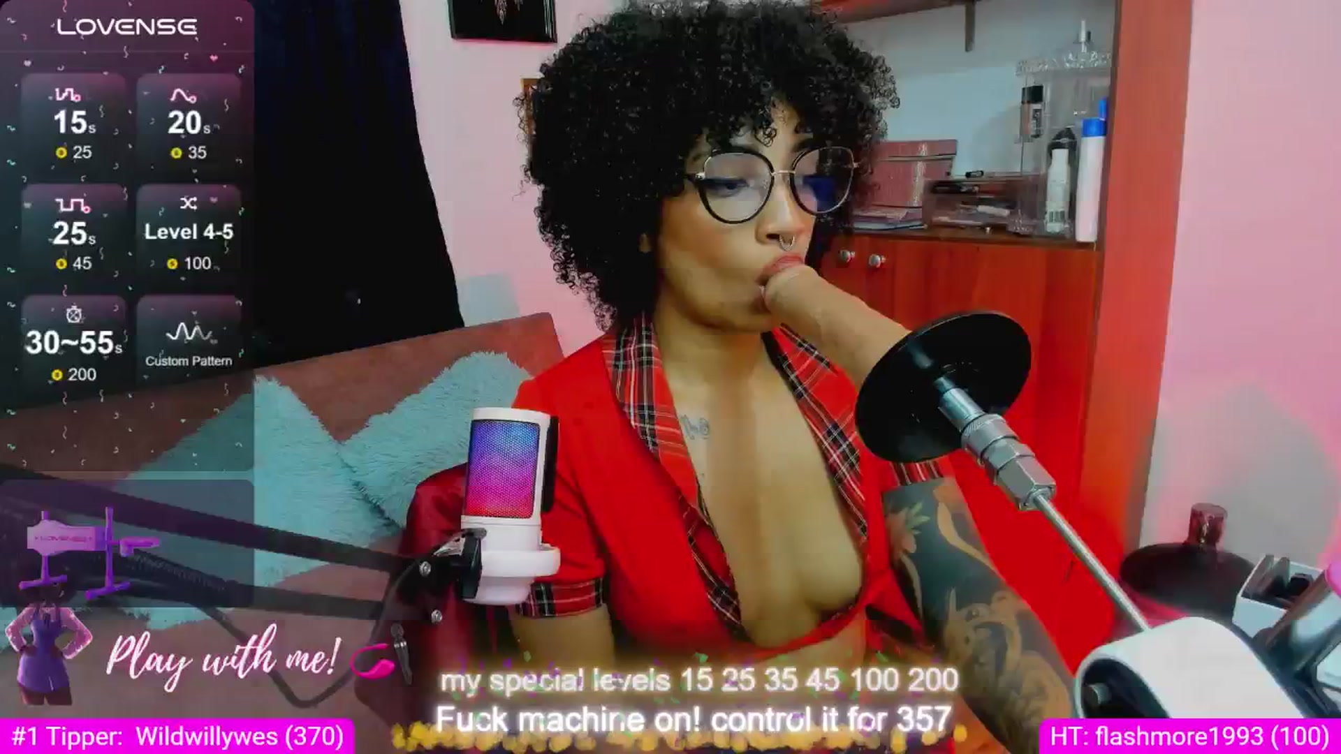 Gallery image thumbnail from Sweetevening's myfreecams stream on, 07/01/2024, 14:21 image 1 of 20