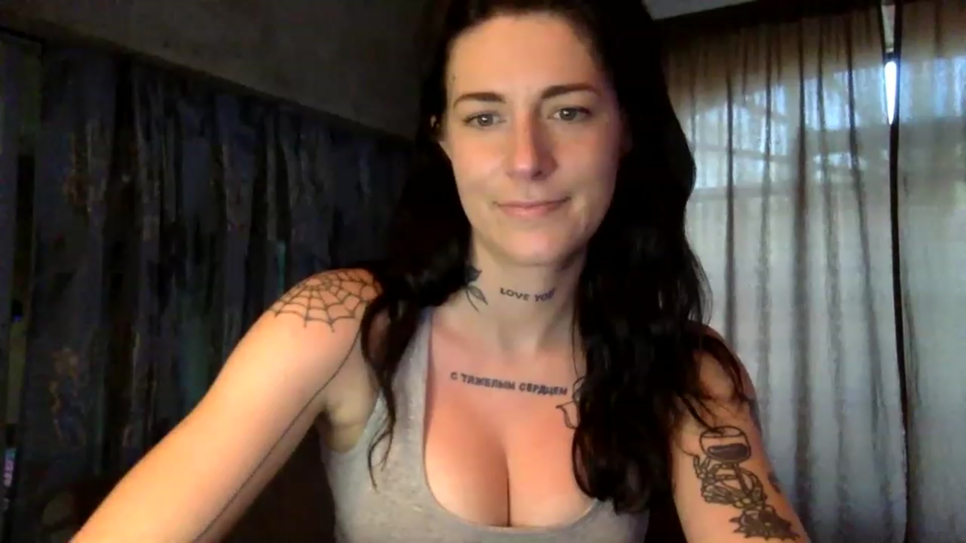 Gallery image thumbnail from Sweetfarmgirl's myfreecams stream on, 01/19/2023, 17:01 image 7 of 20