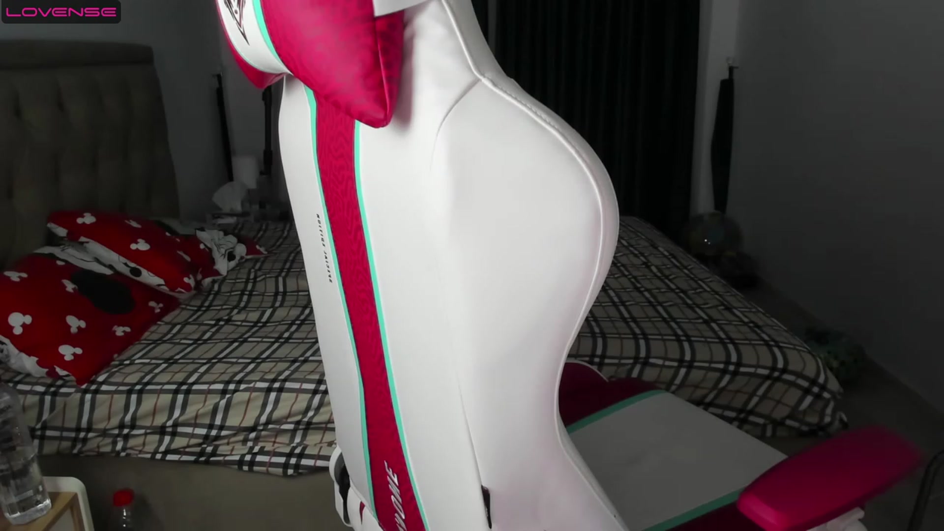 Gallery image thumbnail from Sweetlolaa's myfreecams stream on, 05/22/2023, 23:19 image 19 of 20