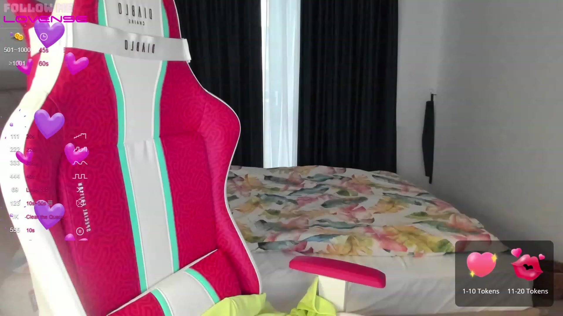 Gallery image thumbnail from Sweetlolaa's myfreecams stream on, 06/15/2023, 17:22 image 10 of 20