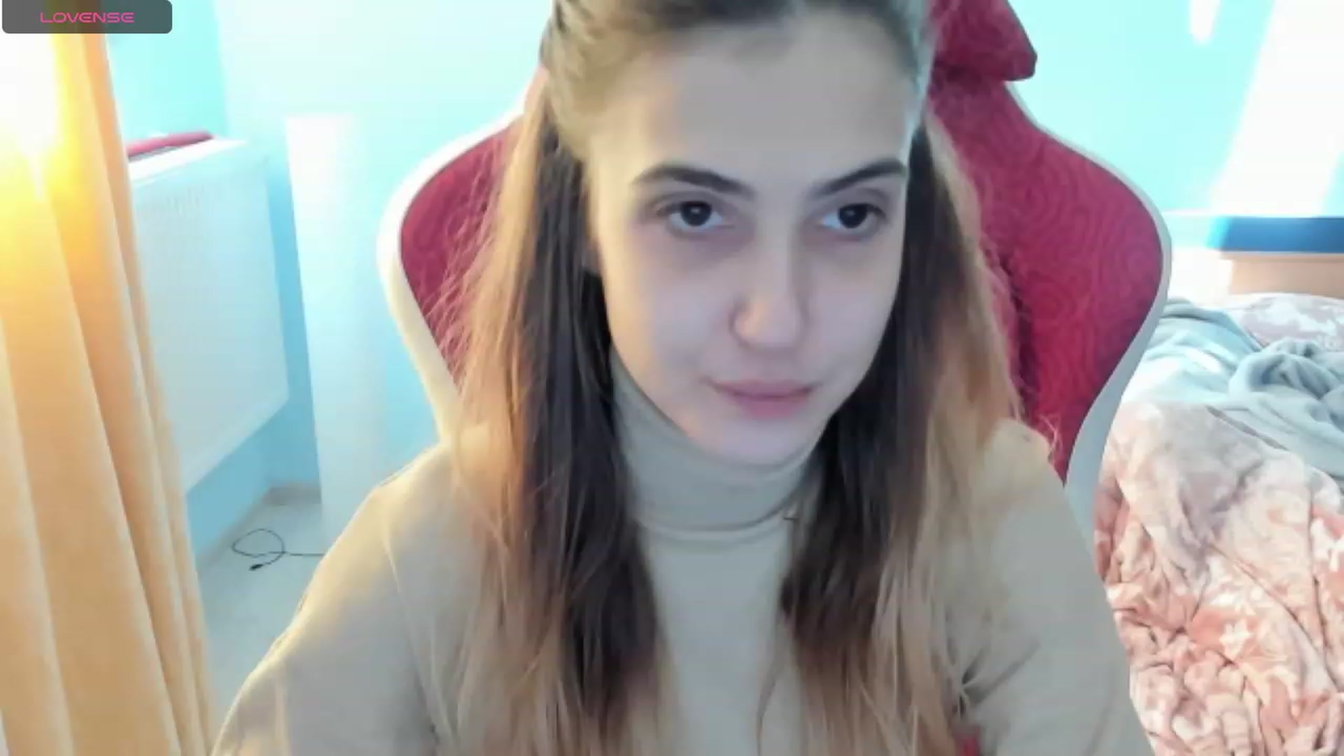 Gallery image thumbnail from Sweetlolaa's myfreecams stream on, 12/12/2023, 12:45 image 5 of 20