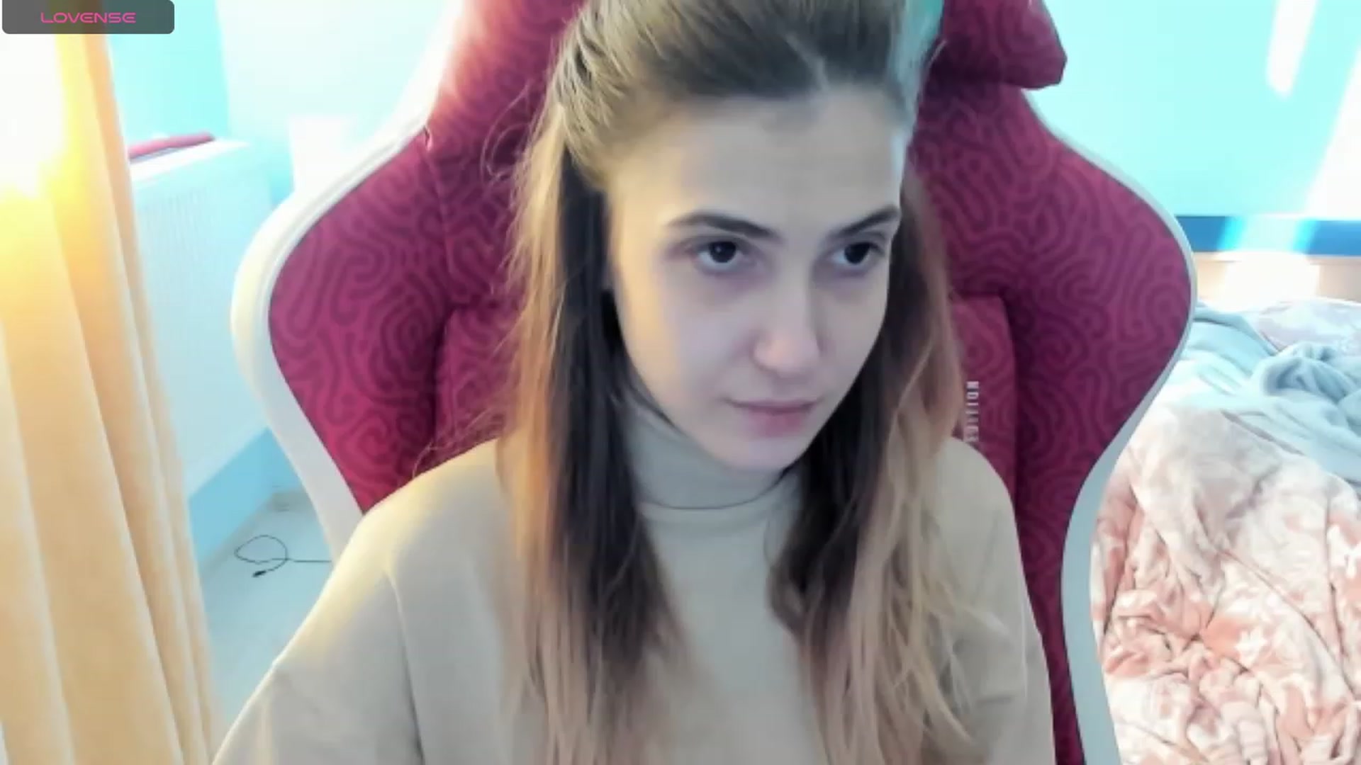 Gallery image thumbnail from Sweetlolaa's myfreecams stream on, 12/12/2023, 12:45 image 14 of 20