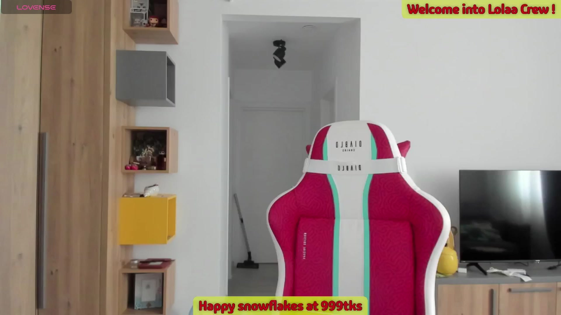 Gallery image thumbnail from Sweetlolaa's myfreecams stream on, 07/20/2024, 14:56 image 18 of 20