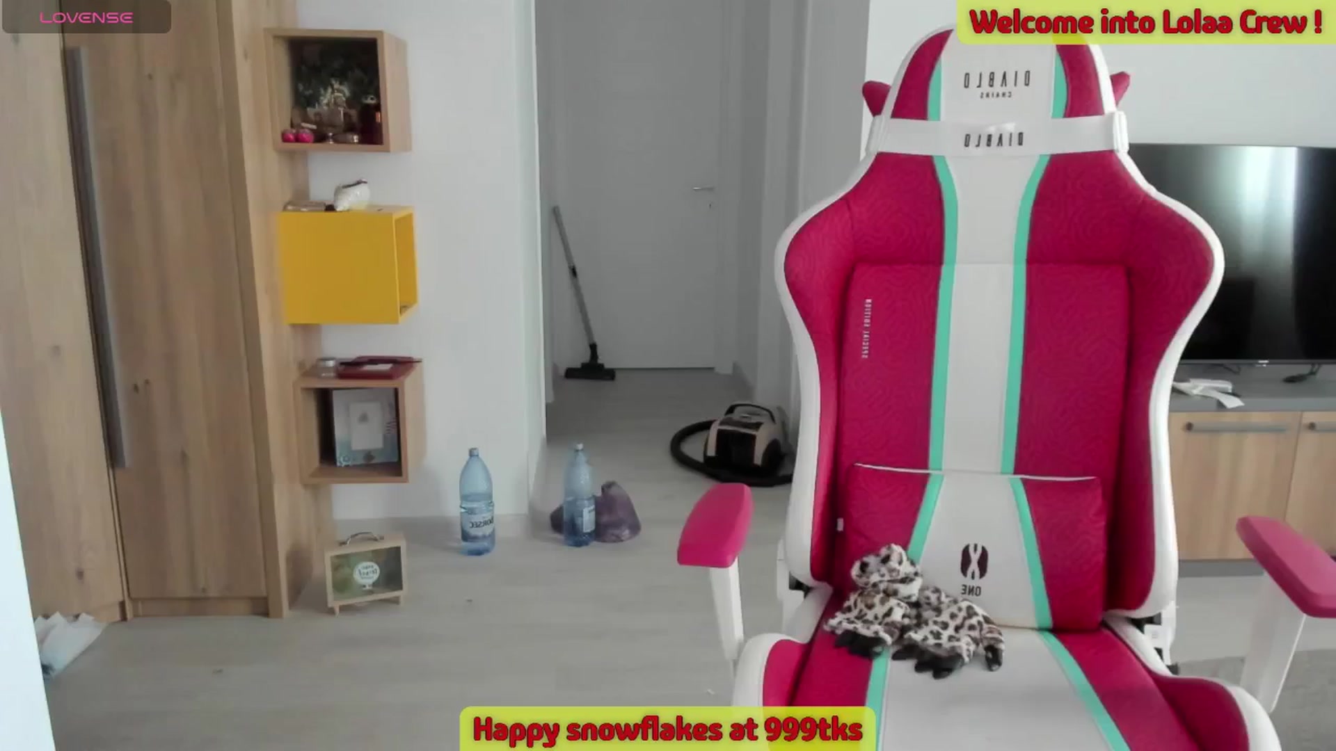Gallery image thumbnail from Sweetlolaa's myfreecams stream on, 07/20/2024, 14:56 image 20 of 20