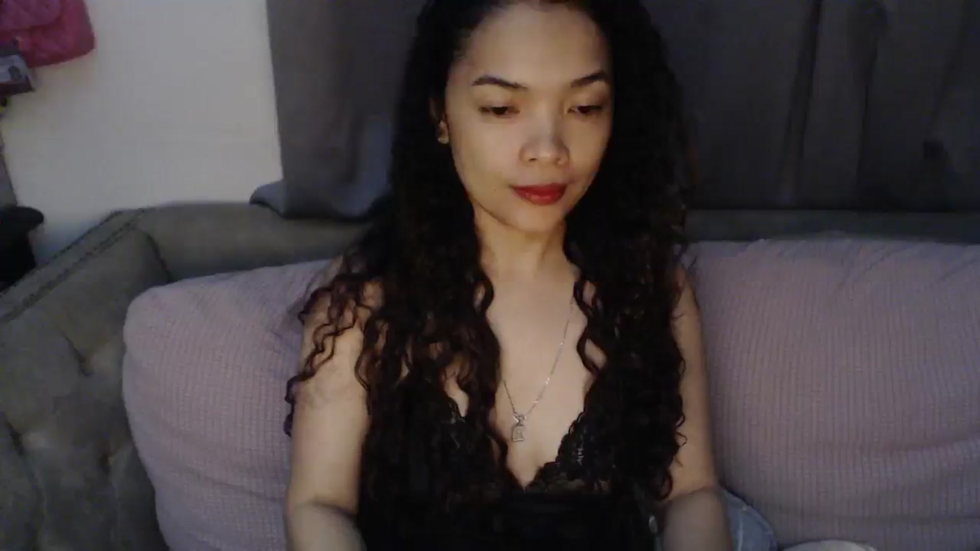 Gallery image thumbnail from Sweetlollipop's myfreecams stream on, 03/08/2025, 17:30 image 6 of 20