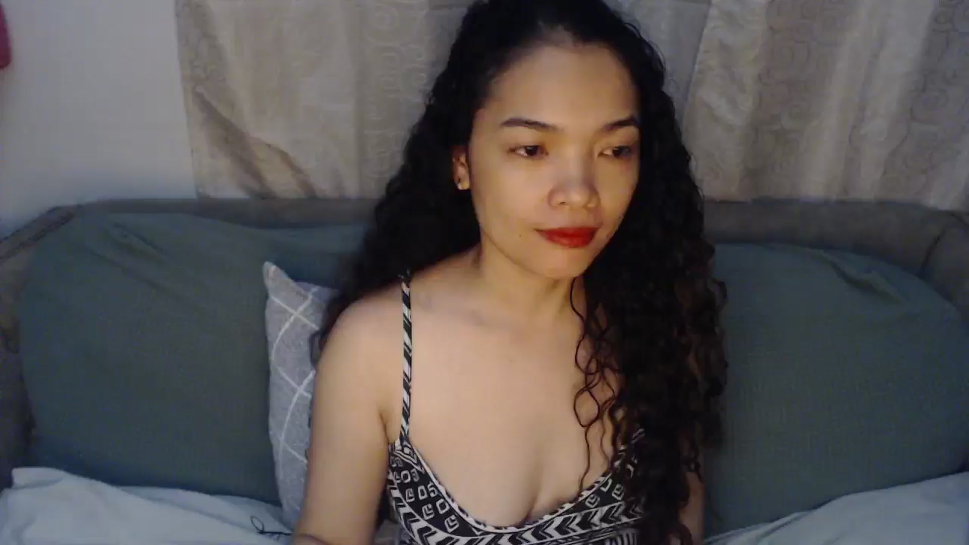 Gallery image thumbnail from Sweetlollipop's myfreecams stream on, 03/28/2025, 17:05 image 20 of 20