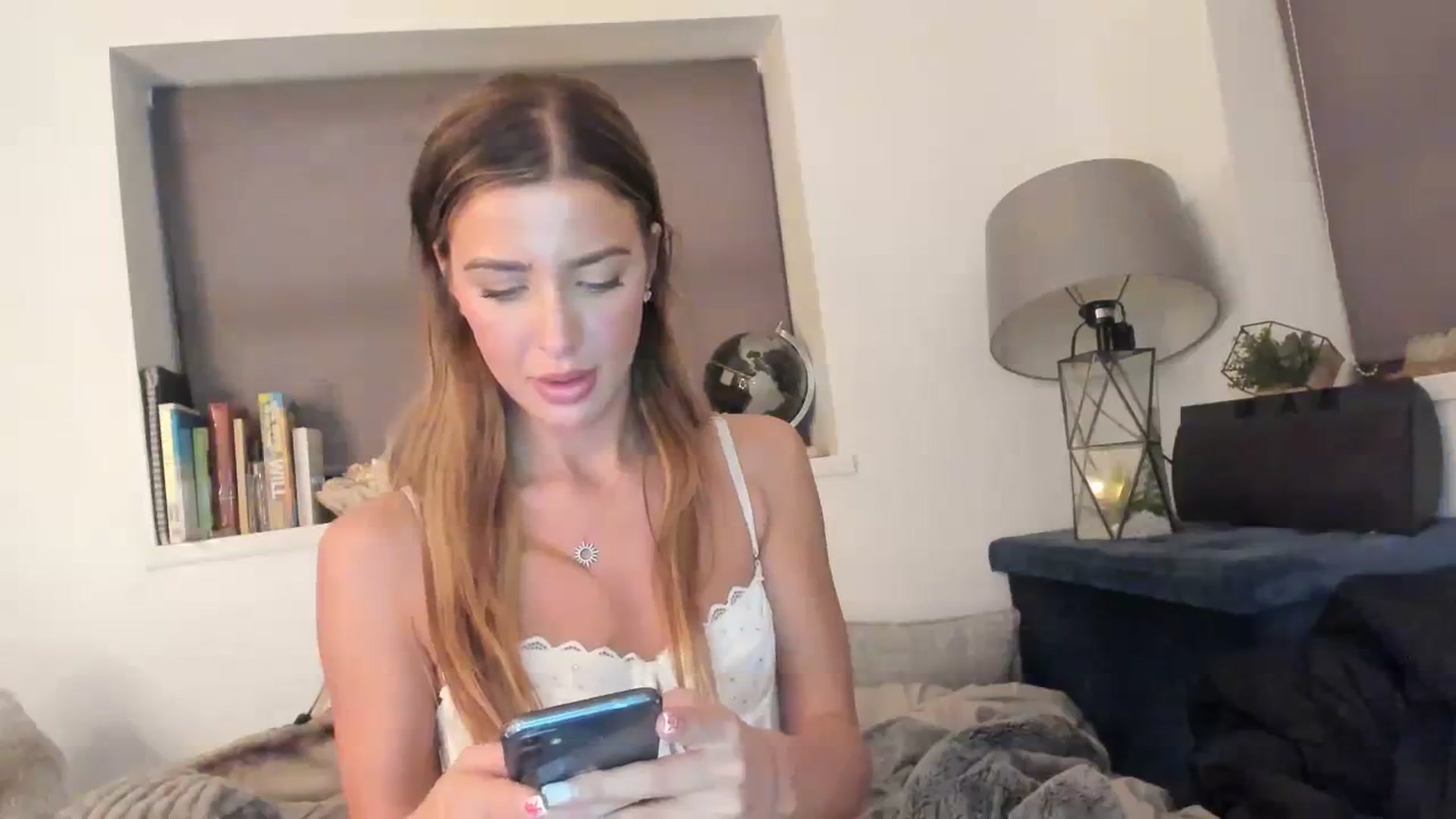 Gallery image thumbnail from SweetnSluttyx's myfreecams stream on, 11/15/2023, 03:17 image 6 of 20
