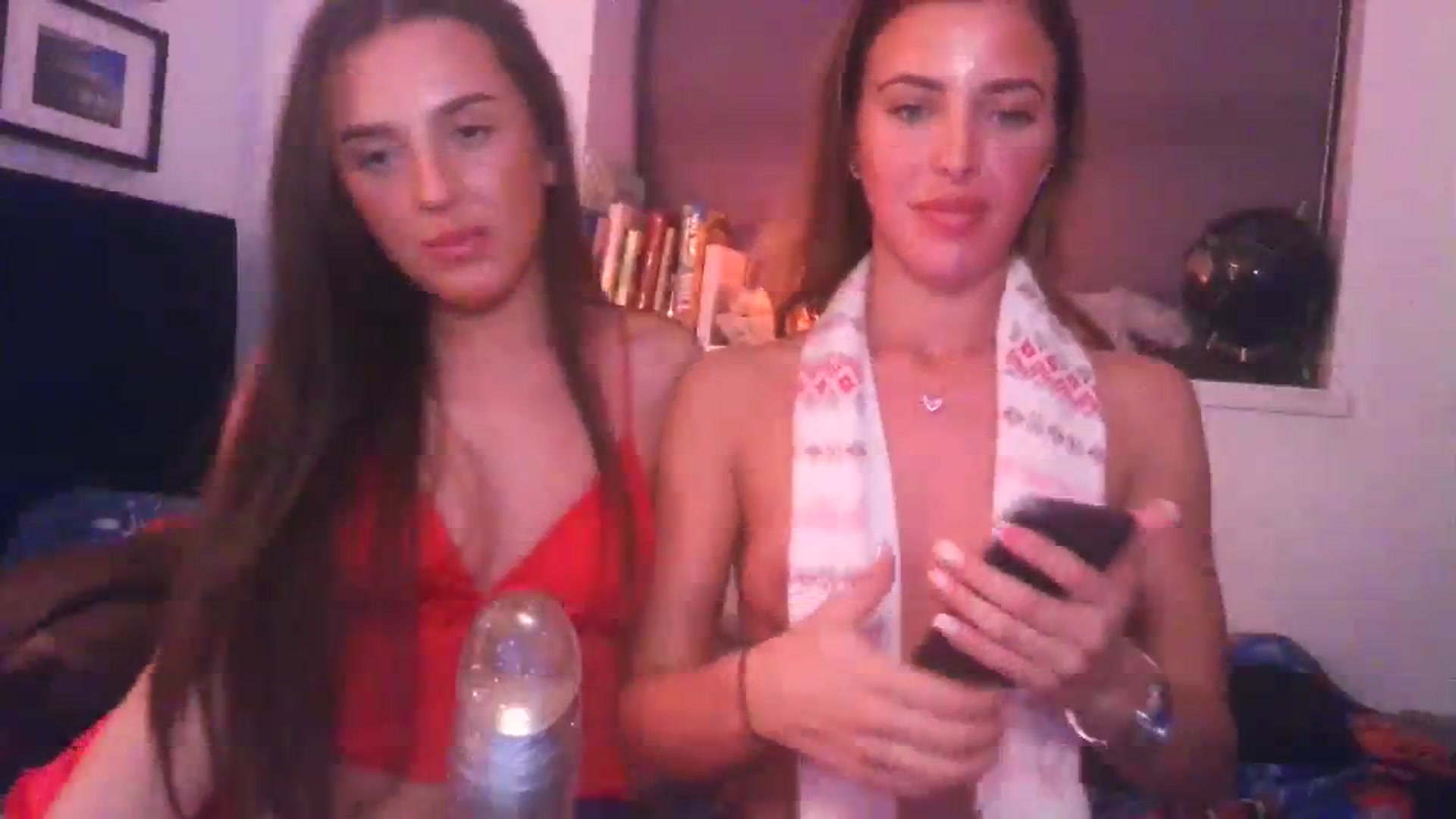 Gallery image thumbnail from SweetnSluttyx's myfreecams stream on, 12/20/2023, 02:58 image 2 of 20