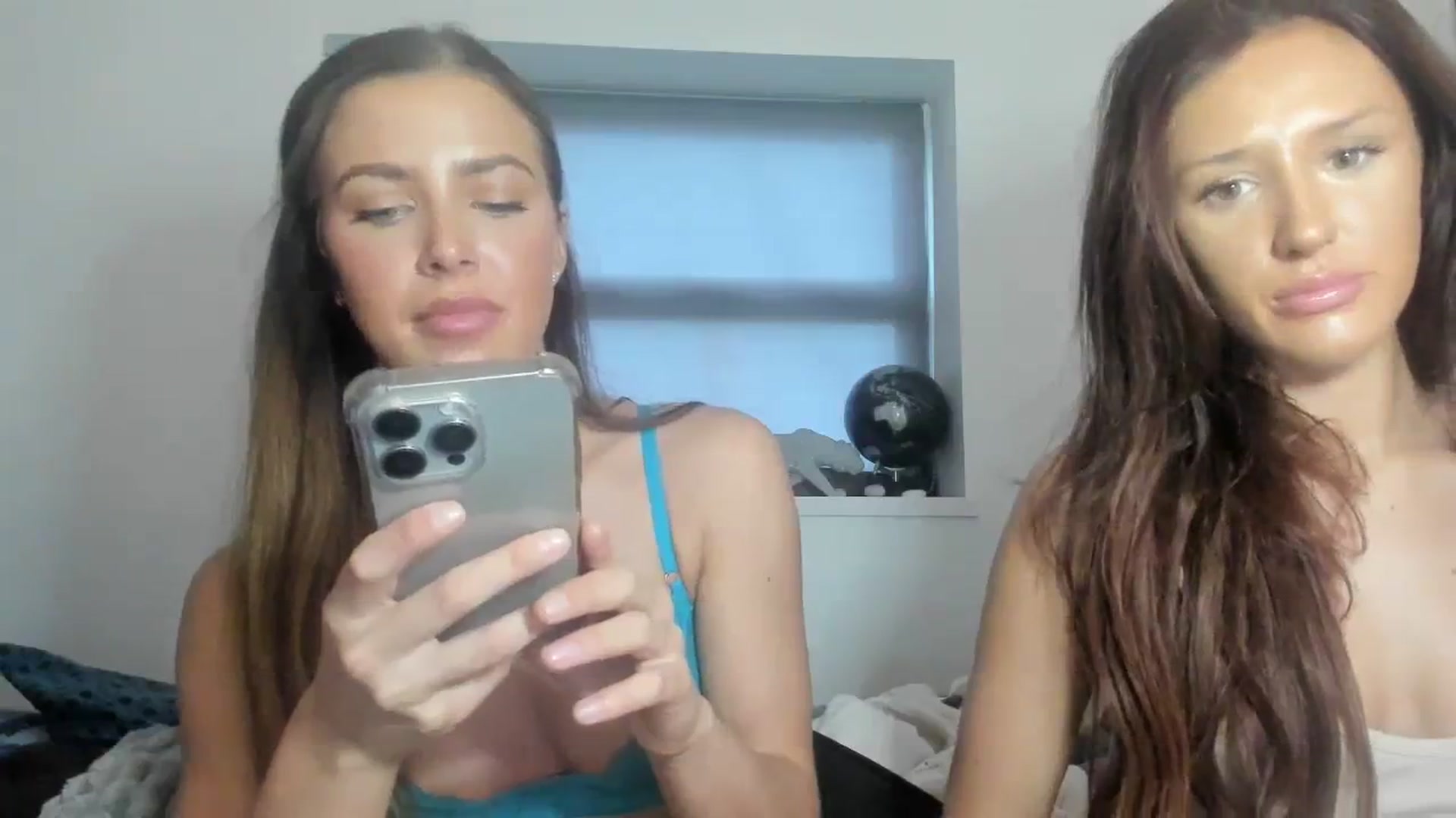 Gallery image thumbnail from SweetnSluttyx's myfreecams stream on, 01/23/2024, 15:02 image 12 of 20
