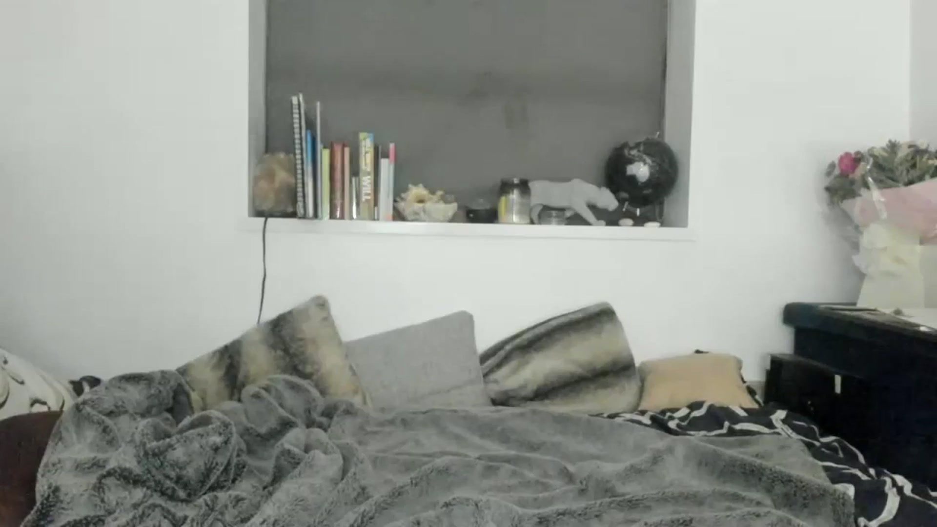 Gallery image thumbnail from SweetnSluttyx's myfreecams stream on, 02/14/2024, 01:07 image 12 of 20