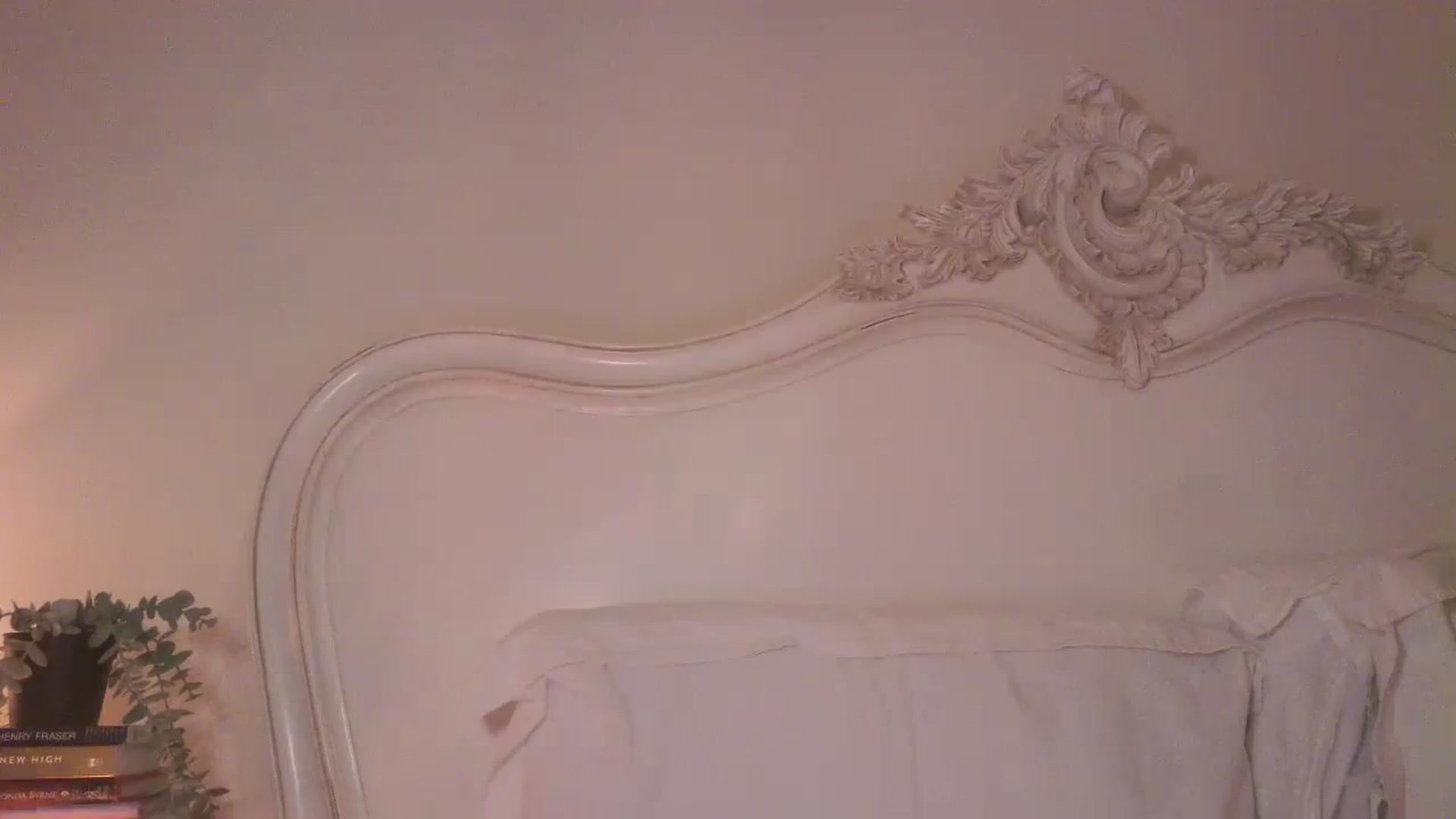 Gallery image thumbnail from SweetnSluttyx's myfreecams stream on, 02/28/2024, 22:43 image 9 of 20