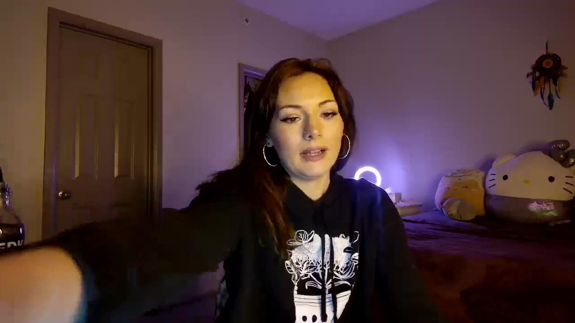 Gallery image thumbnail from Sweetncreamy's myfreecams stream on, 04/18/2025, 09:52 image 5 of 20