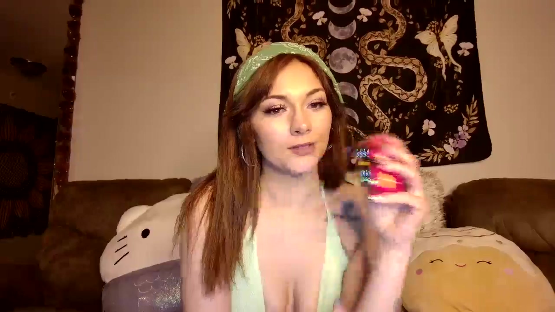 Gallery image thumbnail from Sweetncreamy's myfreecams stream on, 04/21/2025, 08:12 image 19 of 20