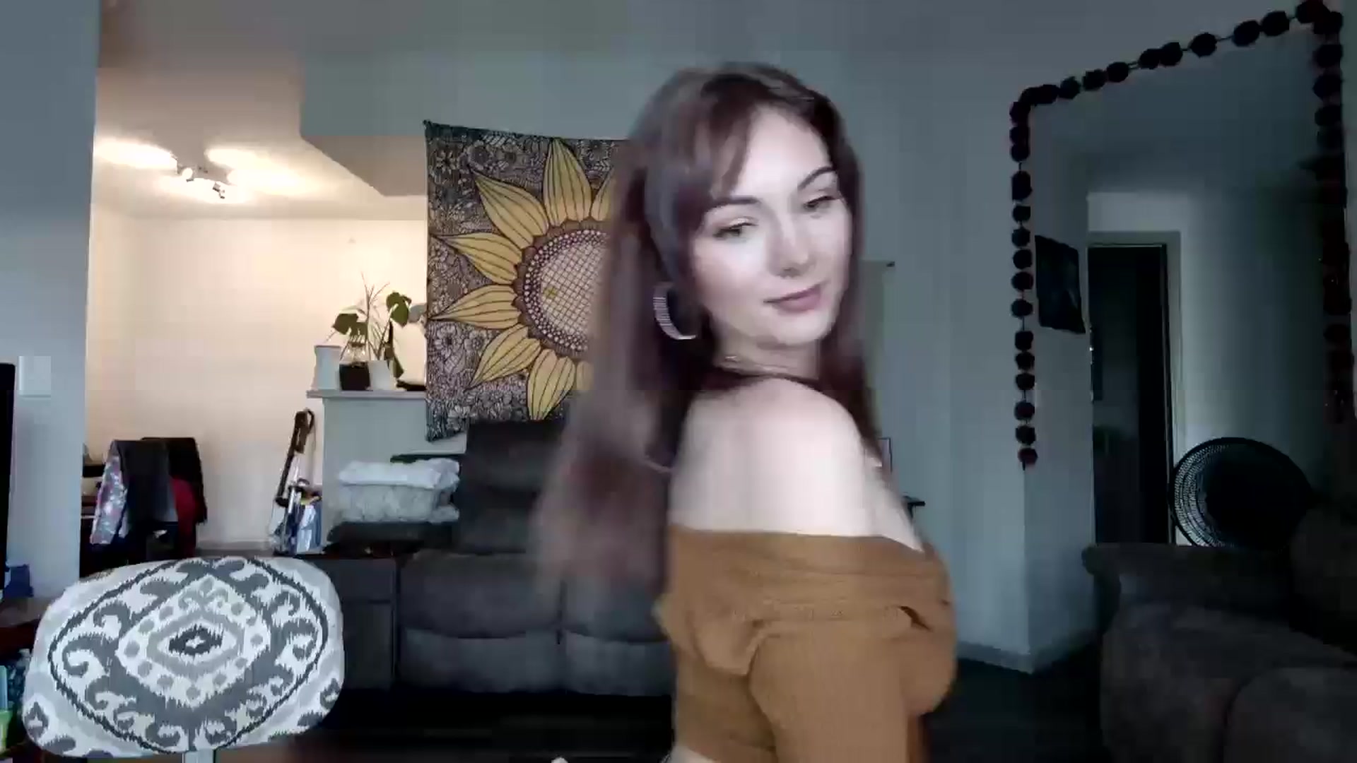 Gallery image thumbnail from Sweetncreamy's myfreecams stream on, 04/27/2025, 23:42 image 12 of 20