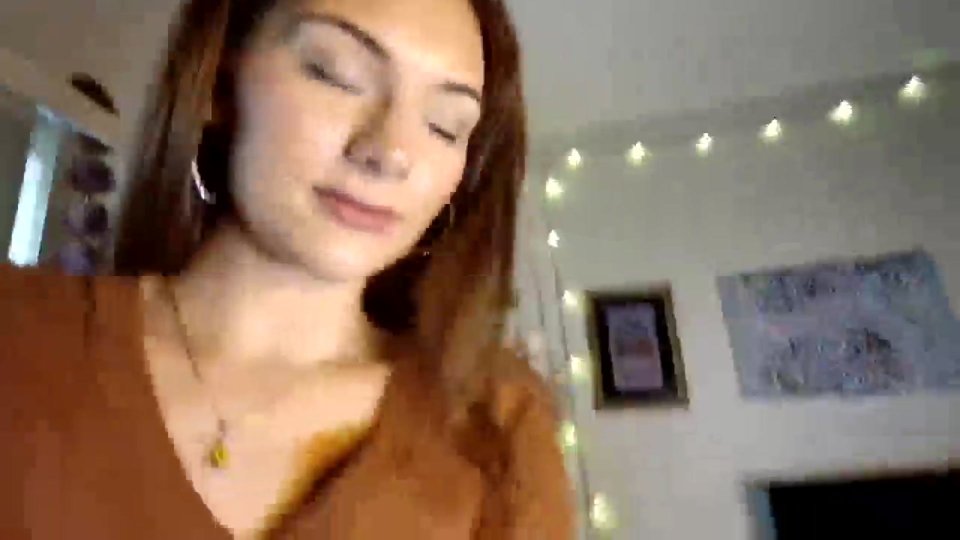 Gallery image thumbnail from Sweetncreamy's myfreecams stream on, 04/28/2025, 23:47 image 18 of 20