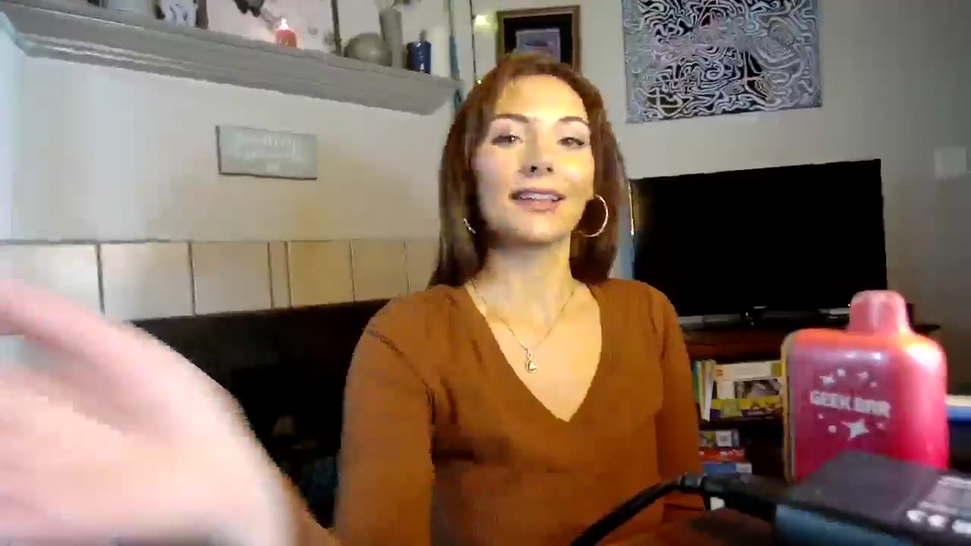 Gallery image thumbnail from Sweetncreamy's myfreecams stream on, 04/28/2025, 23:47 image 14 of 20