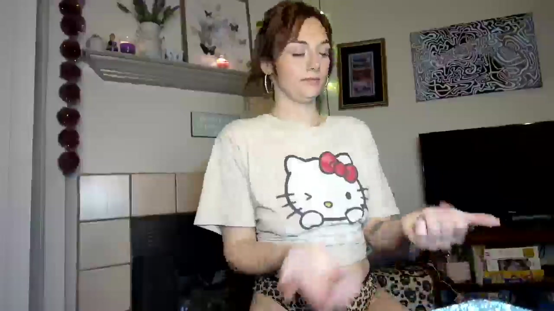Gallery image thumbnail from Sweetncreamy's myfreecams stream on, 04/29/2025, 04:05 image 4 of 20