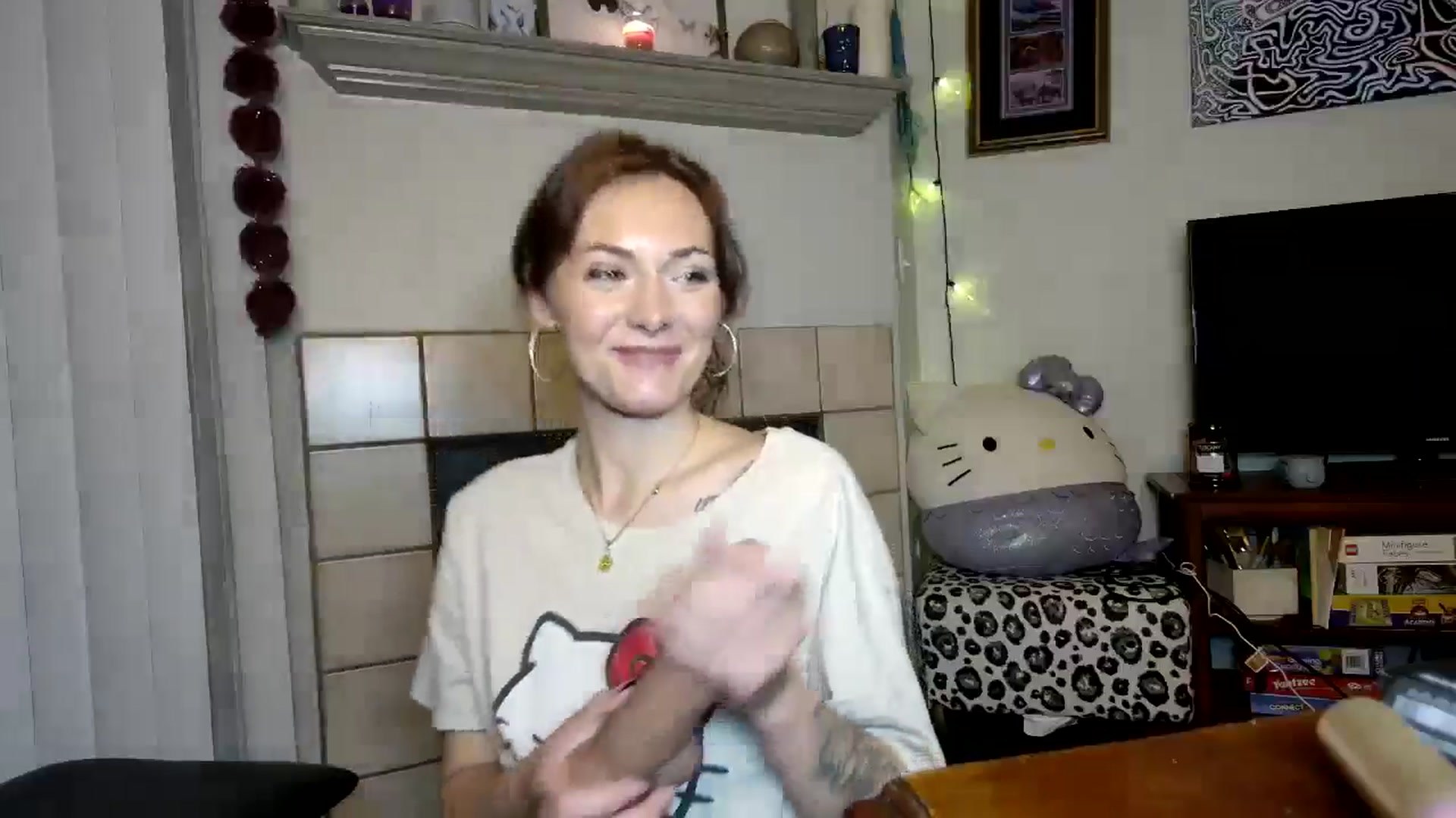 Gallery image thumbnail from Sweetncreamy's myfreecams stream on, 04/29/2025, 05:41 image 6 of 20