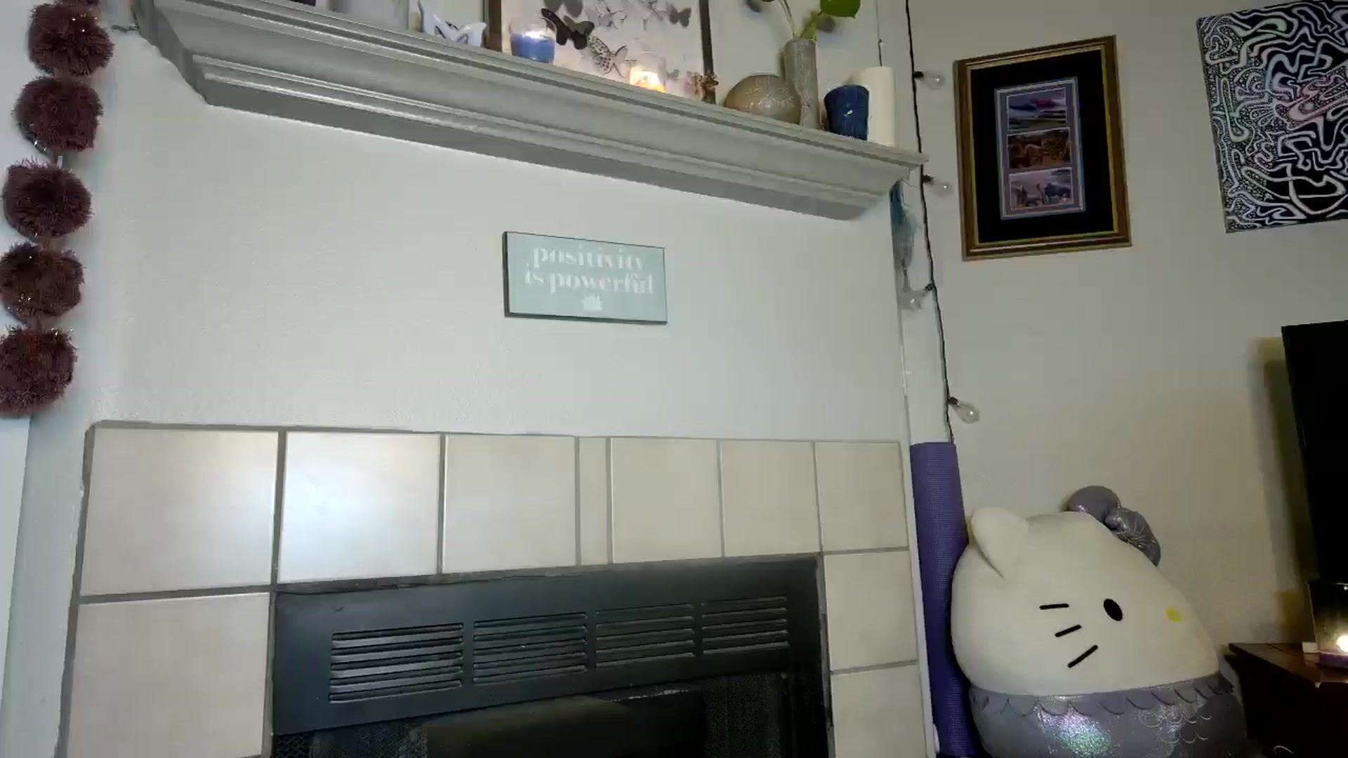 Gallery image thumbnail from Sweetncreamy's myfreecams stream on, 05/06/2025, 02:21 image 15 of 20