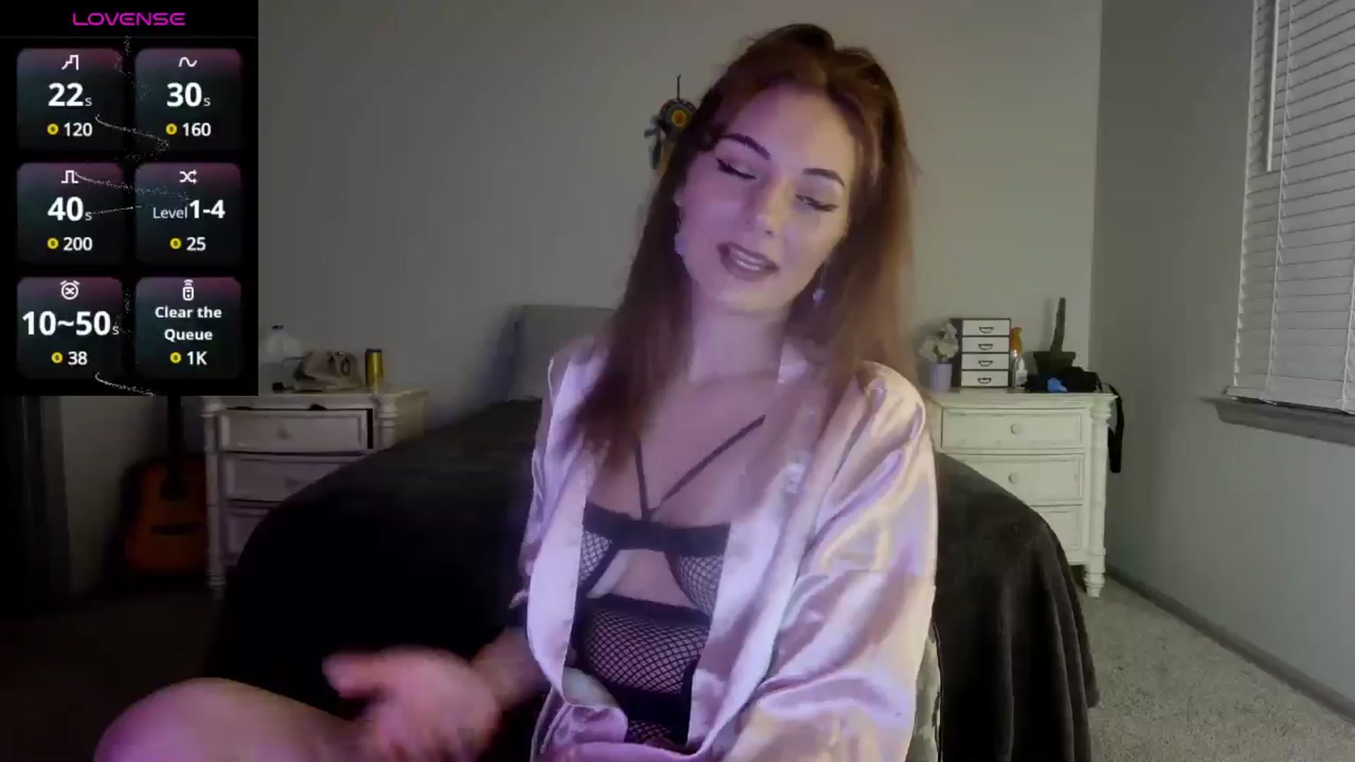 Gallery image thumbnail from Sweetncreamy's myfreecams stream on, 06/06/2025, 06:28 image 16 of 20