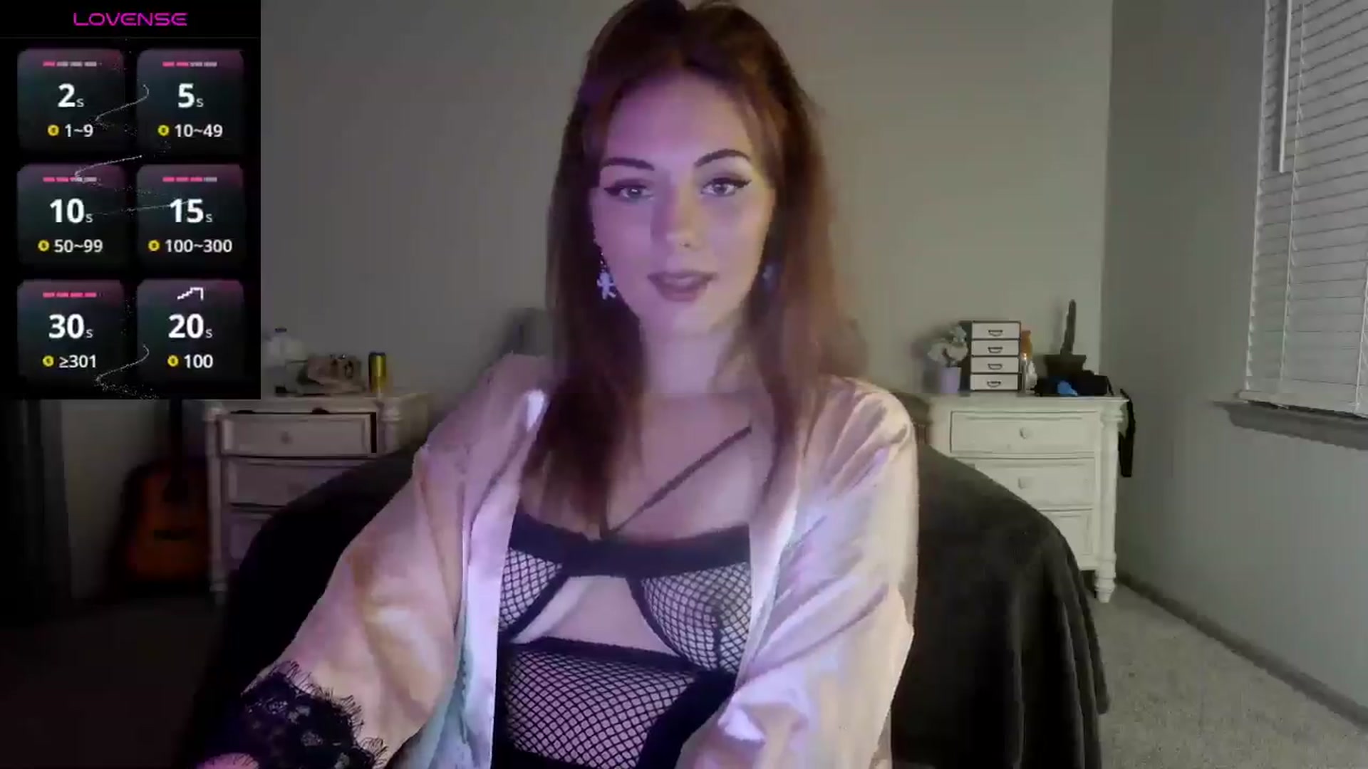 Gallery image thumbnail from Sweetncreamy's myfreecams stream on, 06/06/2025, 06:28 image 18 of 20