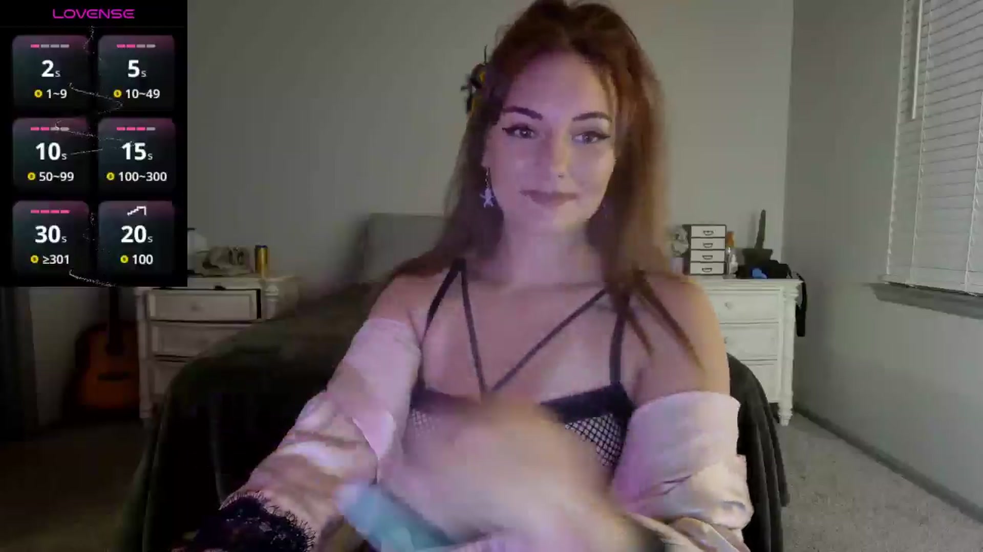 Gallery image thumbnail from Sweetncreamy's myfreecams stream on, 06/06/2025, 07:12 image 4 of 20