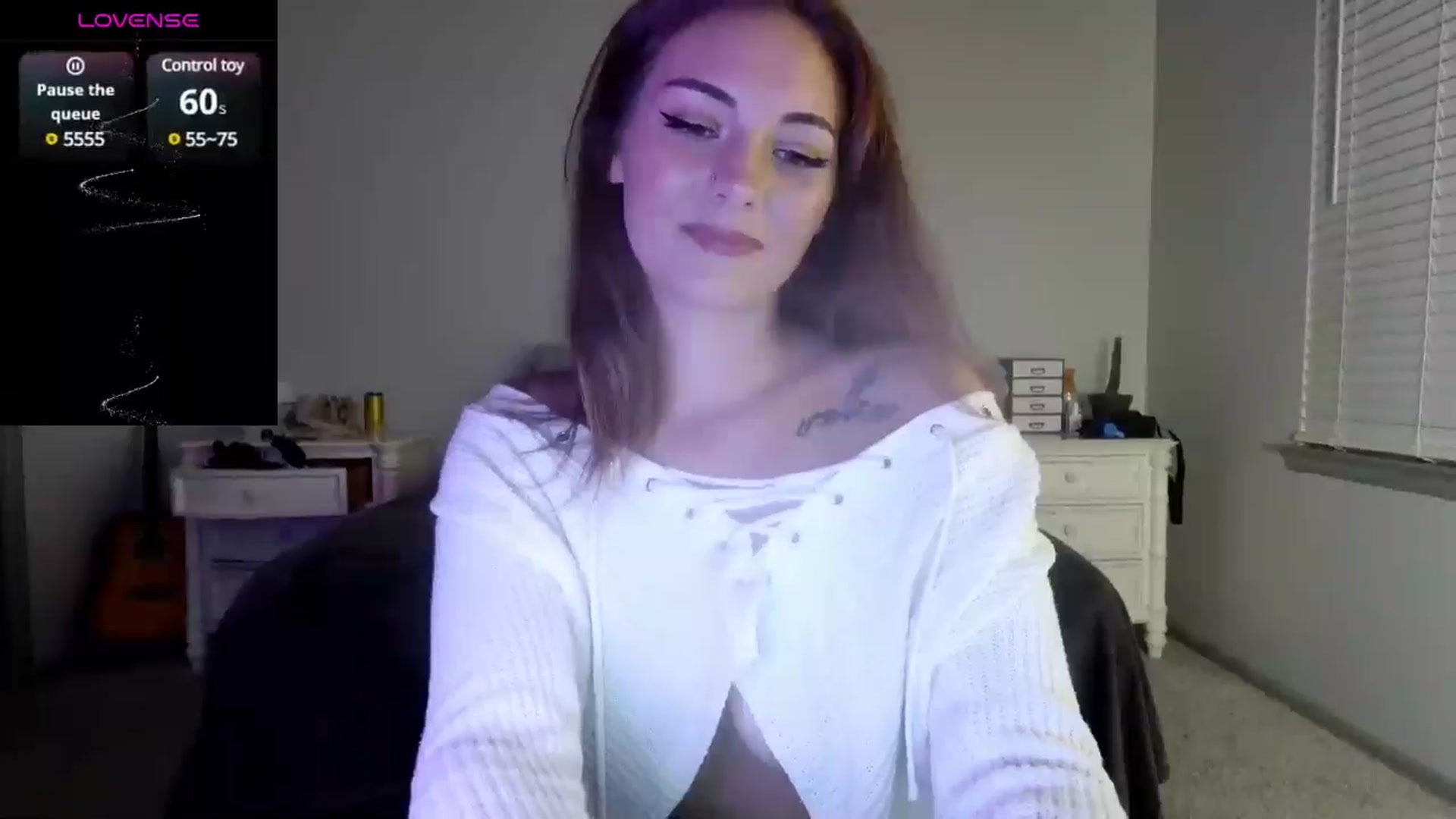 Gallery image thumbnail from Sweetncreamy's myfreecams stream on, 06/06/2025, 09:19 image 4 of 20