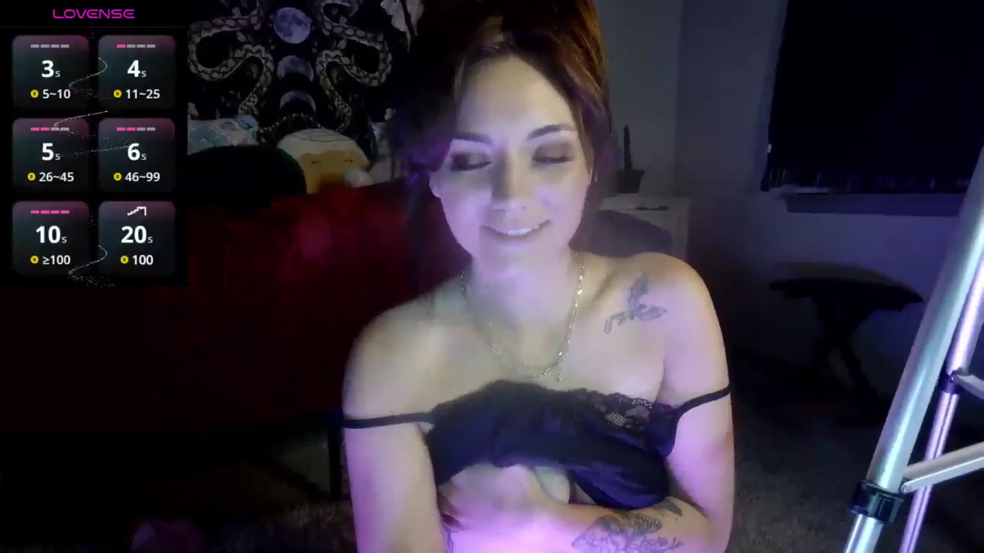 Gallery image thumbnail from Sweetncreamy's myfreecams stream on, 07/27/2025, 10:57 image 4 of 20
