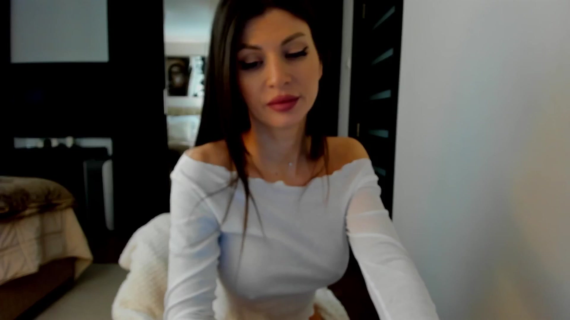 Gallery image thumbnail from SweetndCrazy's myfreecams stream on, 02/27/2025, 07:57 image 7 of 20