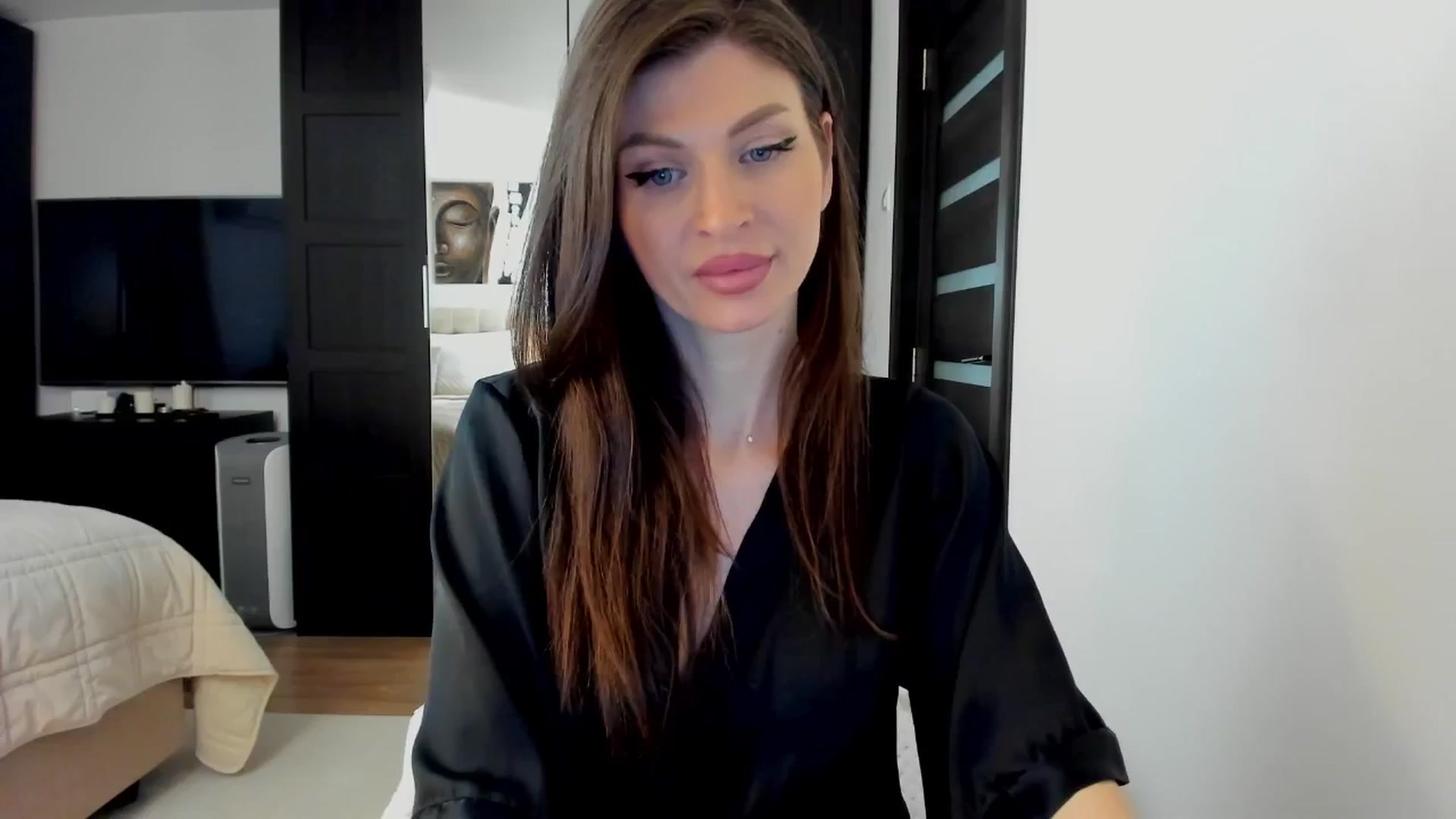 Gallery image thumbnail from SweetndCrazy's myfreecams stream on, 03/27/2025, 11:41 image 4 of 20
