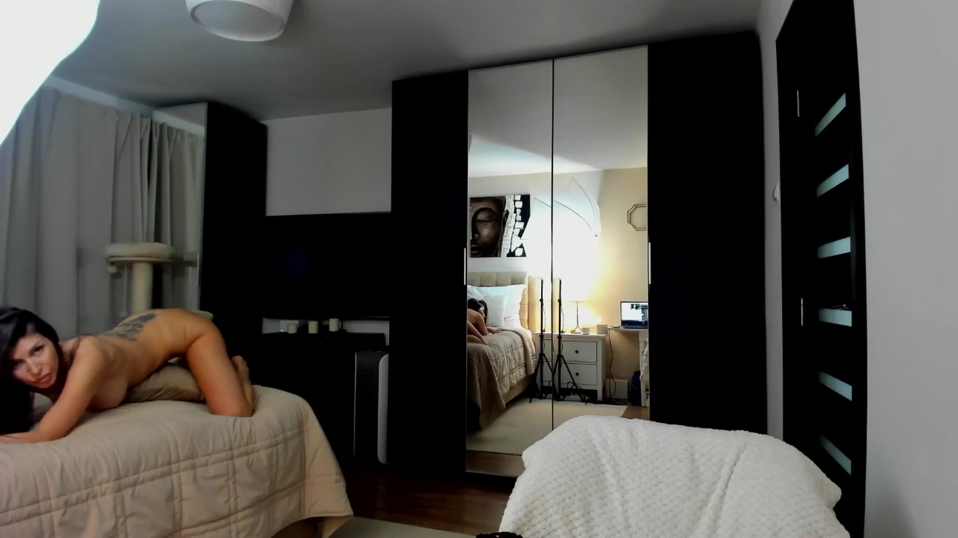 Gallery image thumbnail from SweetndCrazy's myfreecams stream on, 08/11/2025, 08:39 image 8 of 20