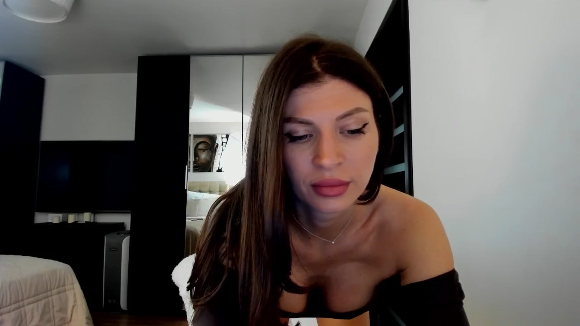 Gallery image thumbnail from SweetndCrazy's myfreecams stream on, 09/11/2025, 07:49 image 12 of 20