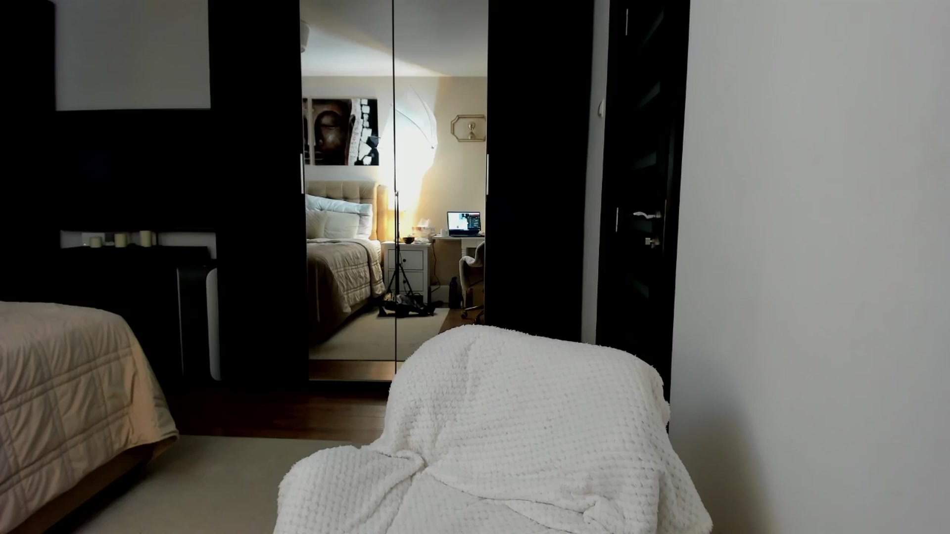 Gallery image thumbnail from SweetndCrazy's myfreecams stream on, 09/29/2025, 13:16 image 5 of 20
