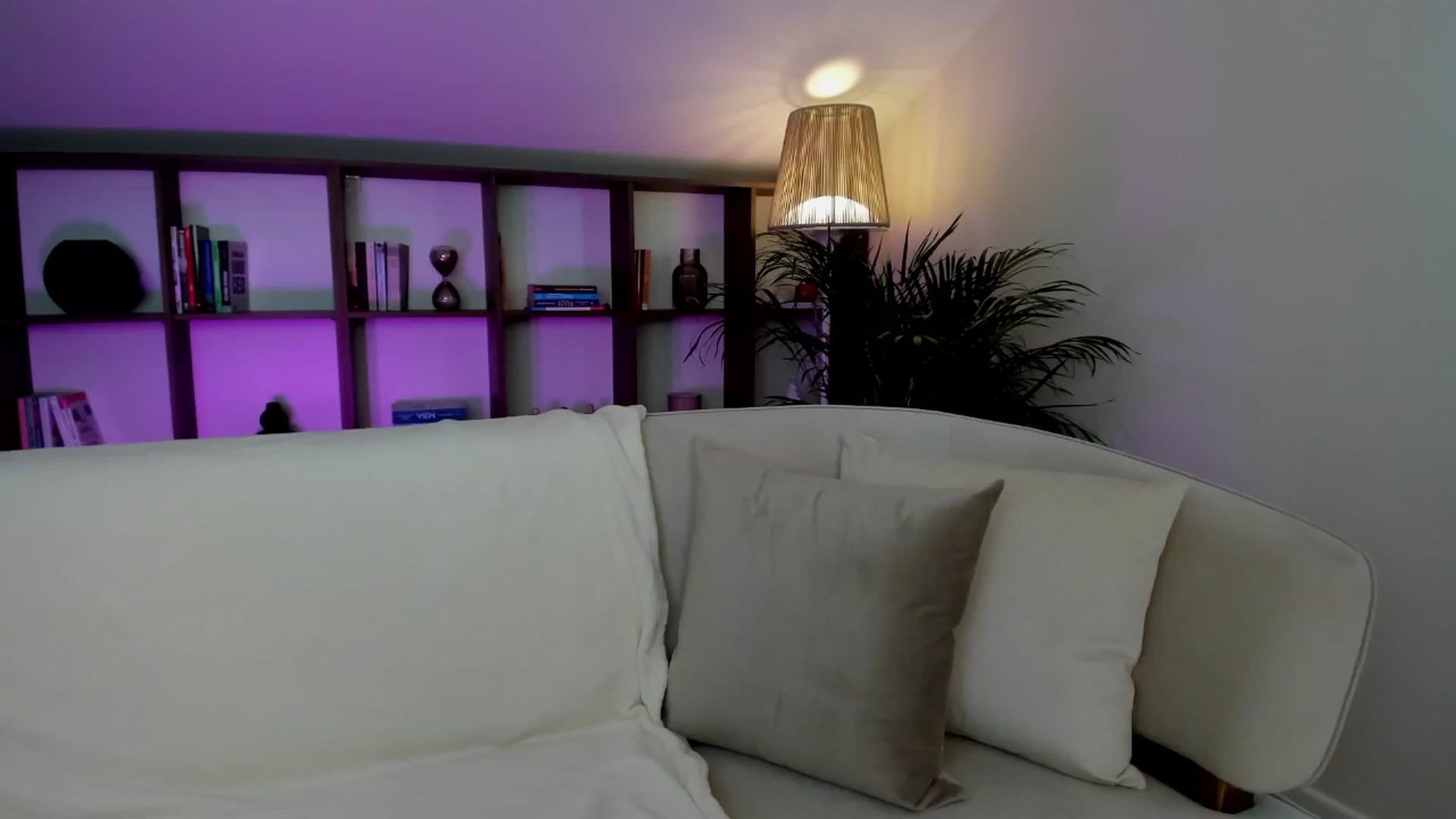 Gallery image thumbnail from SweetndCrazy's myfreecams stream on, 10/27/2025, 11:29 image 10 of 20