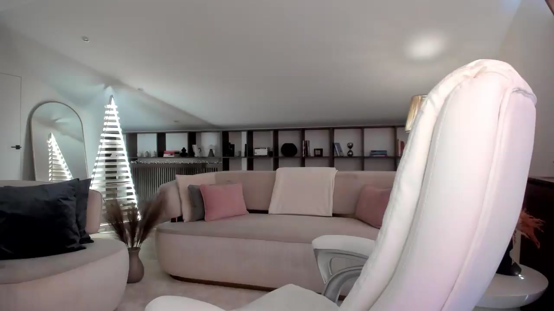 Gallery image thumbnail from SweetndCrazy's myfreecams stream on, 08/24/2026, 12:21 image 1 of 20