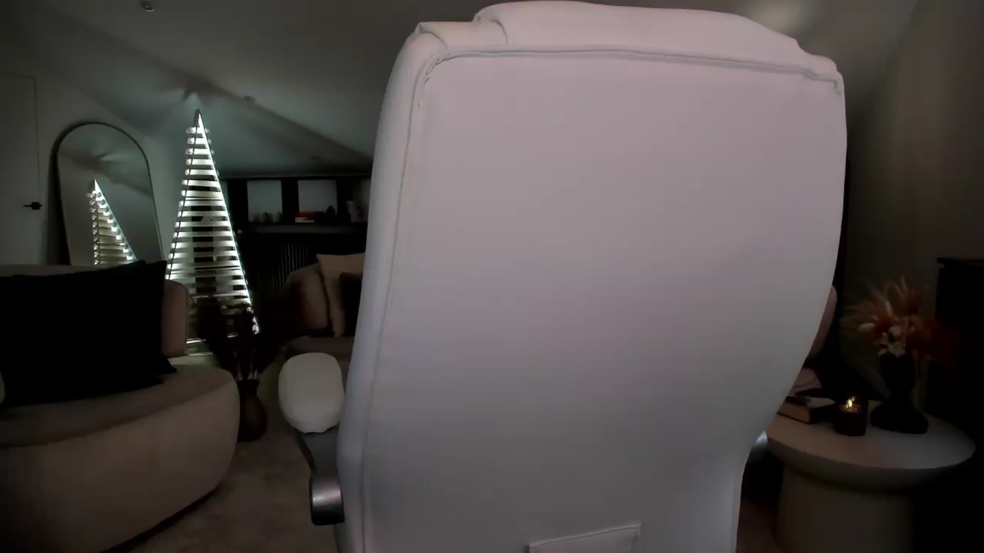 Gallery image thumbnail from SweetndCrazy's myfreecams stream on, 08/25/2026, 07:44 image 16 of 20