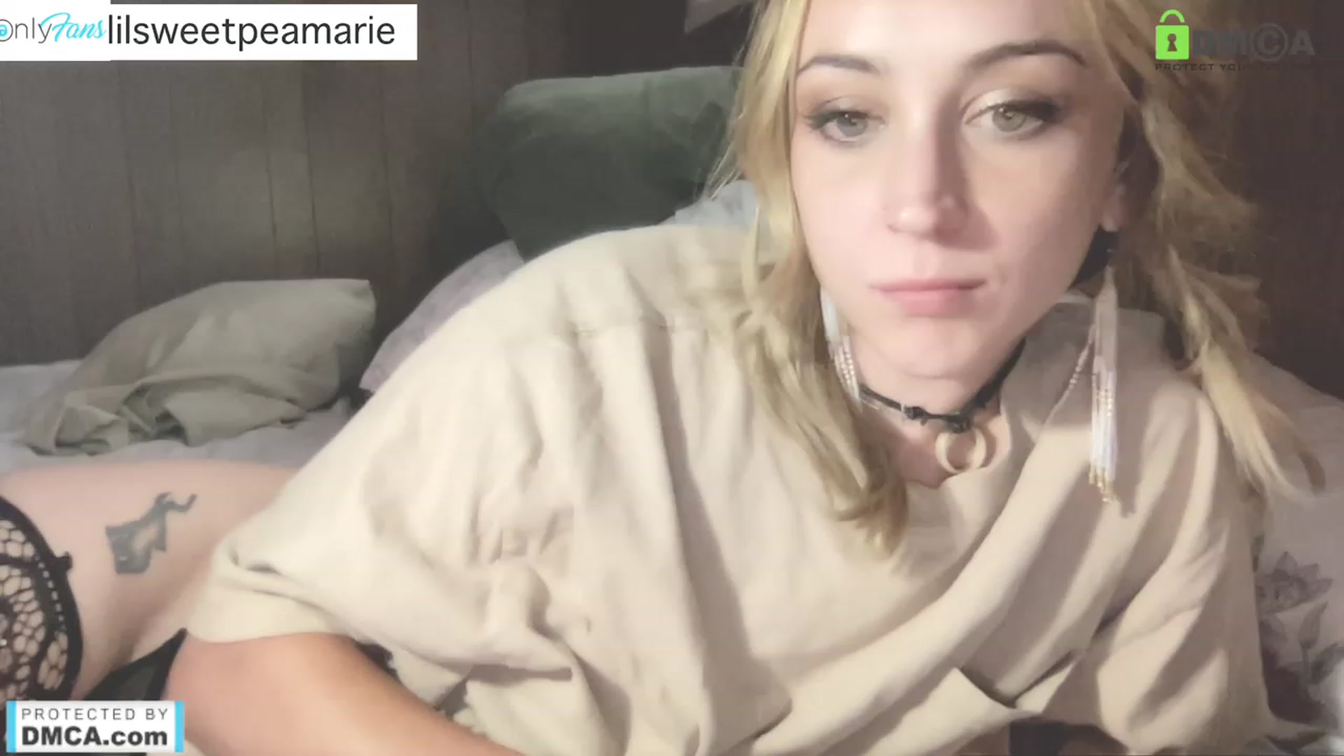 Gallery image thumbnail from SweetpeaMarie's myfreecams stream on, 08/04/2023, 03:08 image 8 of 20