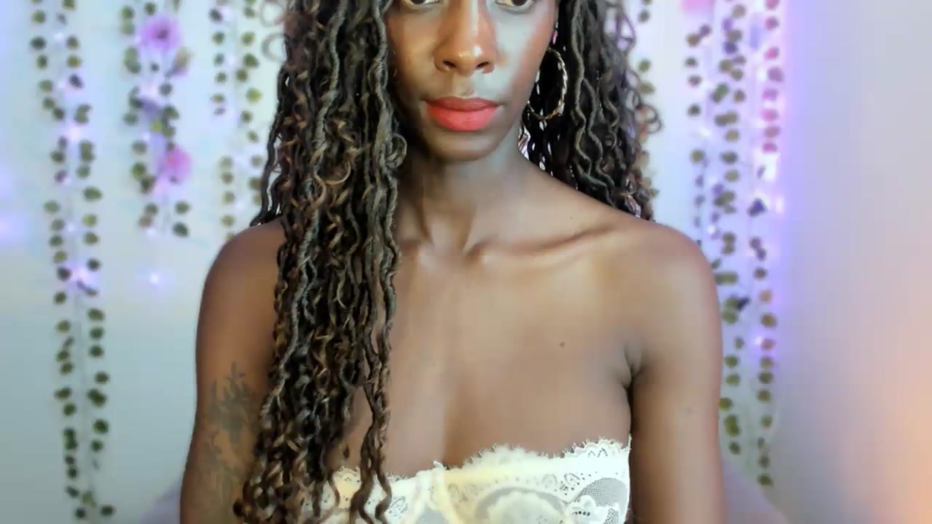 Gallery image thumbnail from Sweetsin's myfreecams stream on, 06/03/2026, 17:30 image 18 of 20