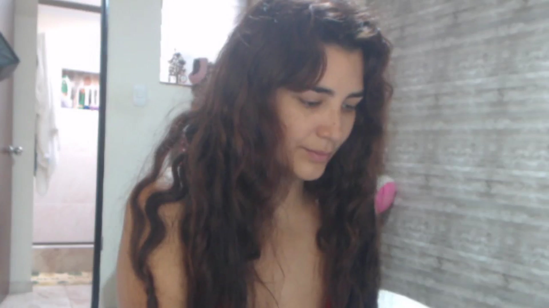 Gallery image thumbnail from Sweetsmile28's myfreecams stream on, 05/30/2024, 17:35 image 8 of 20