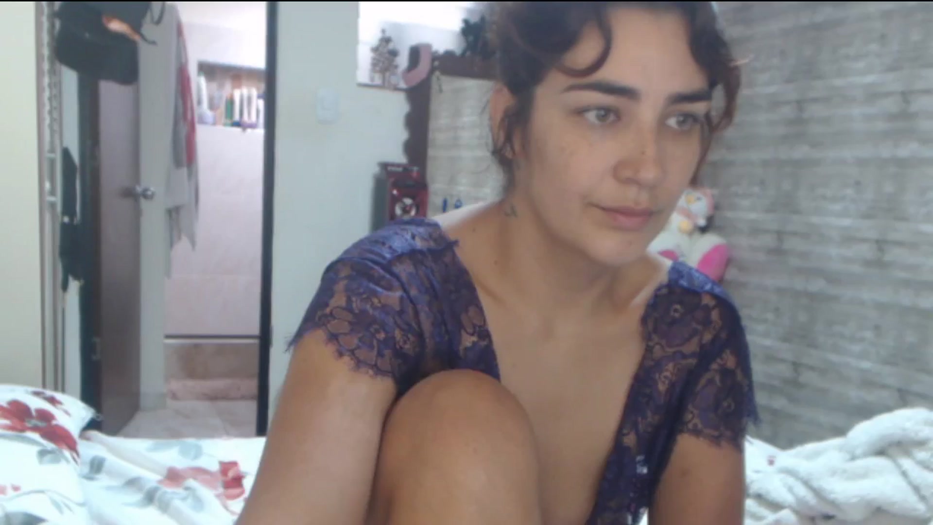Gallery image thumbnail from Sweetsmile28's myfreecams stream on, 06/02/2024, 14:16 image 8 of 20