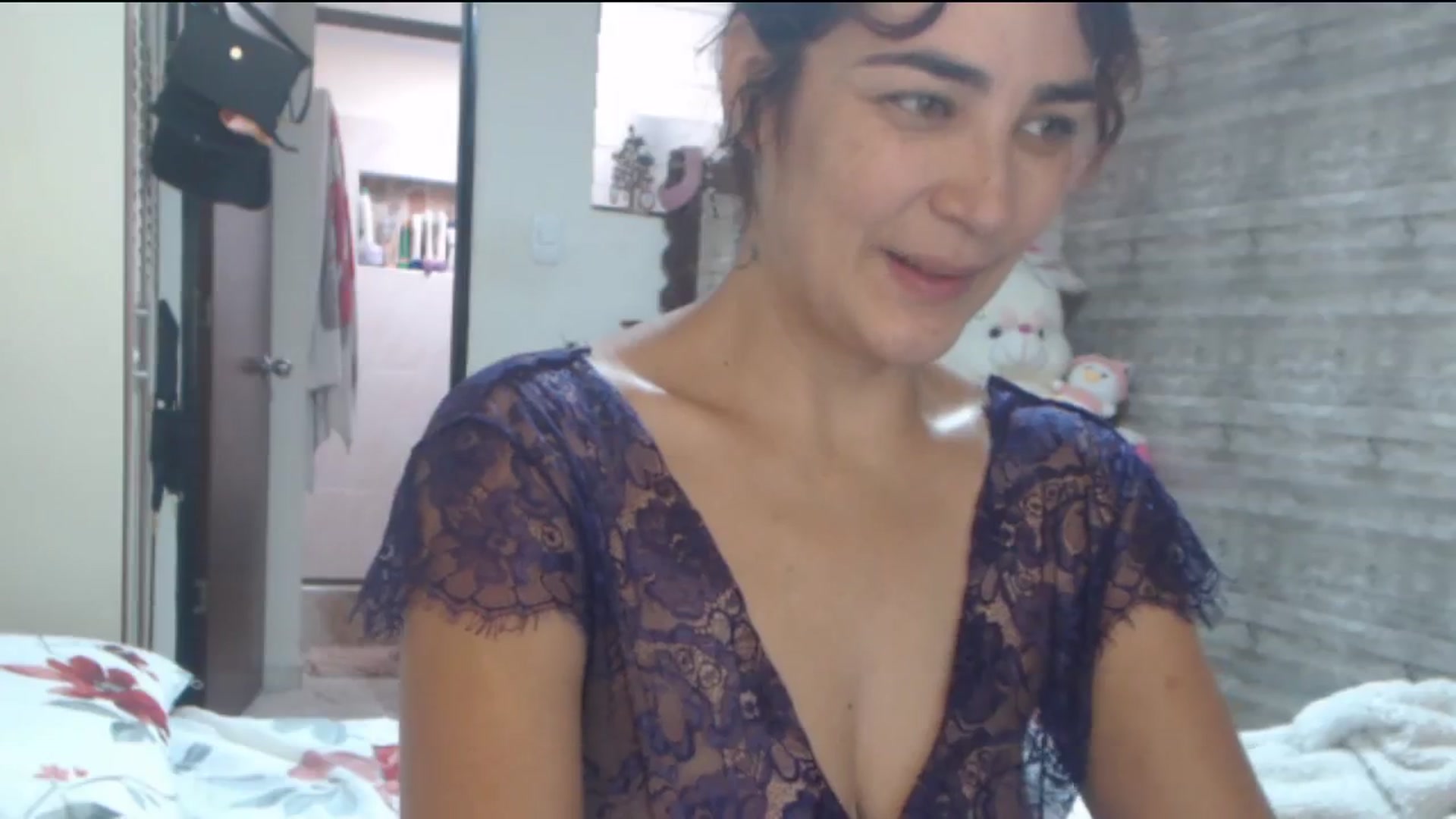 Gallery image thumbnail from Sweetsmile28's myfreecams stream on, 06/02/2024, 14:16 image 2 of 20
