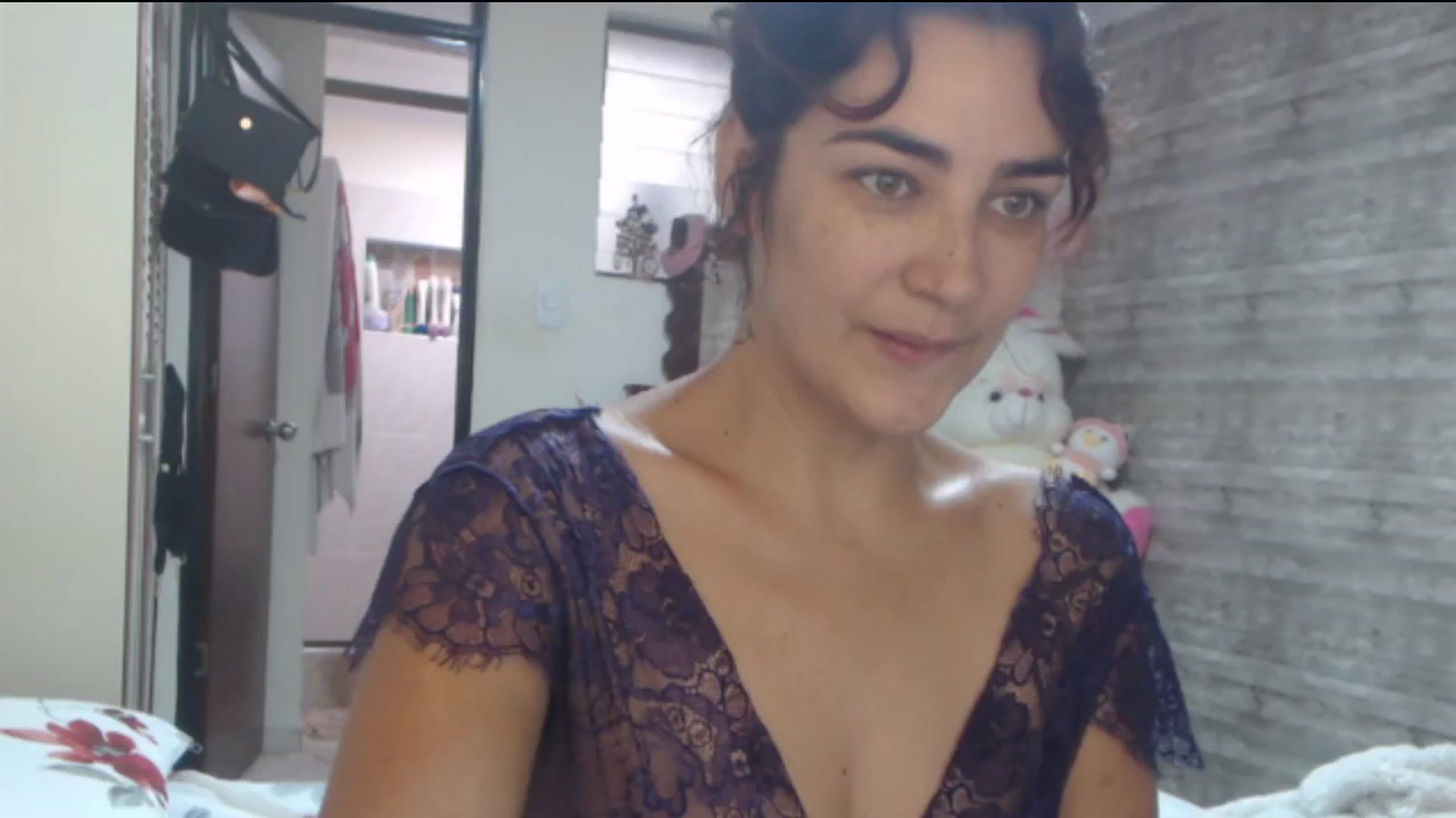 Gallery image thumbnail from Sweetsmile28's myfreecams stream on, 06/02/2024, 14:16 image 1 of 20