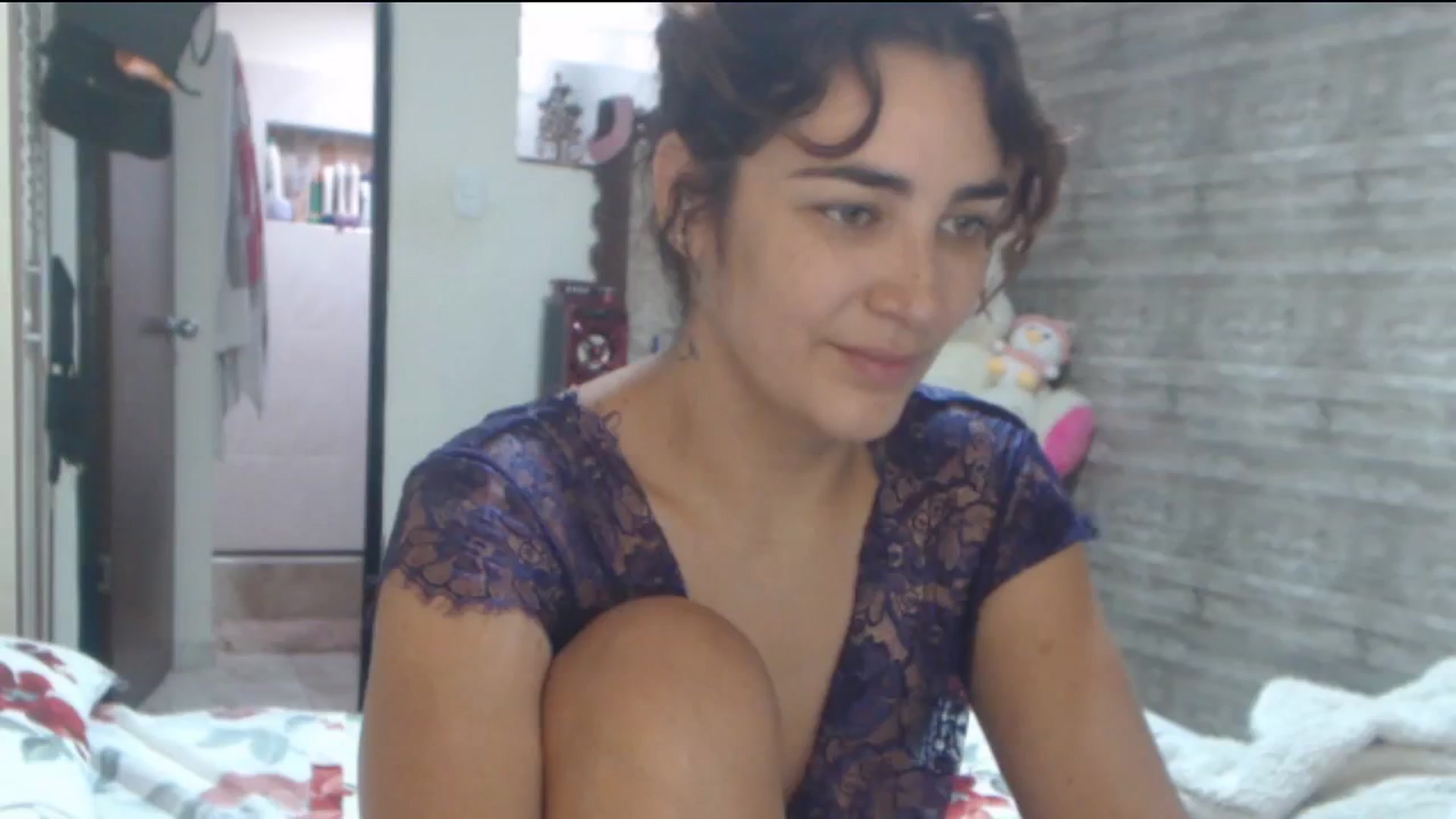 Gallery image thumbnail from Sweetsmile28's myfreecams stream on, 06/02/2024, 16:32 image 1 of 20