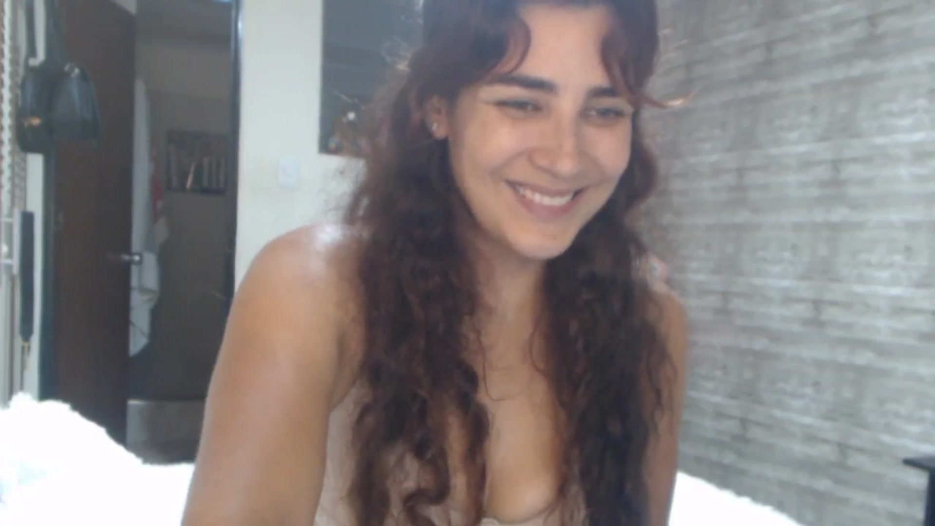 Gallery image thumbnail from Sweetsmile28's myfreecams stream on, 06/07/2024, 01:16 image 15 of 20