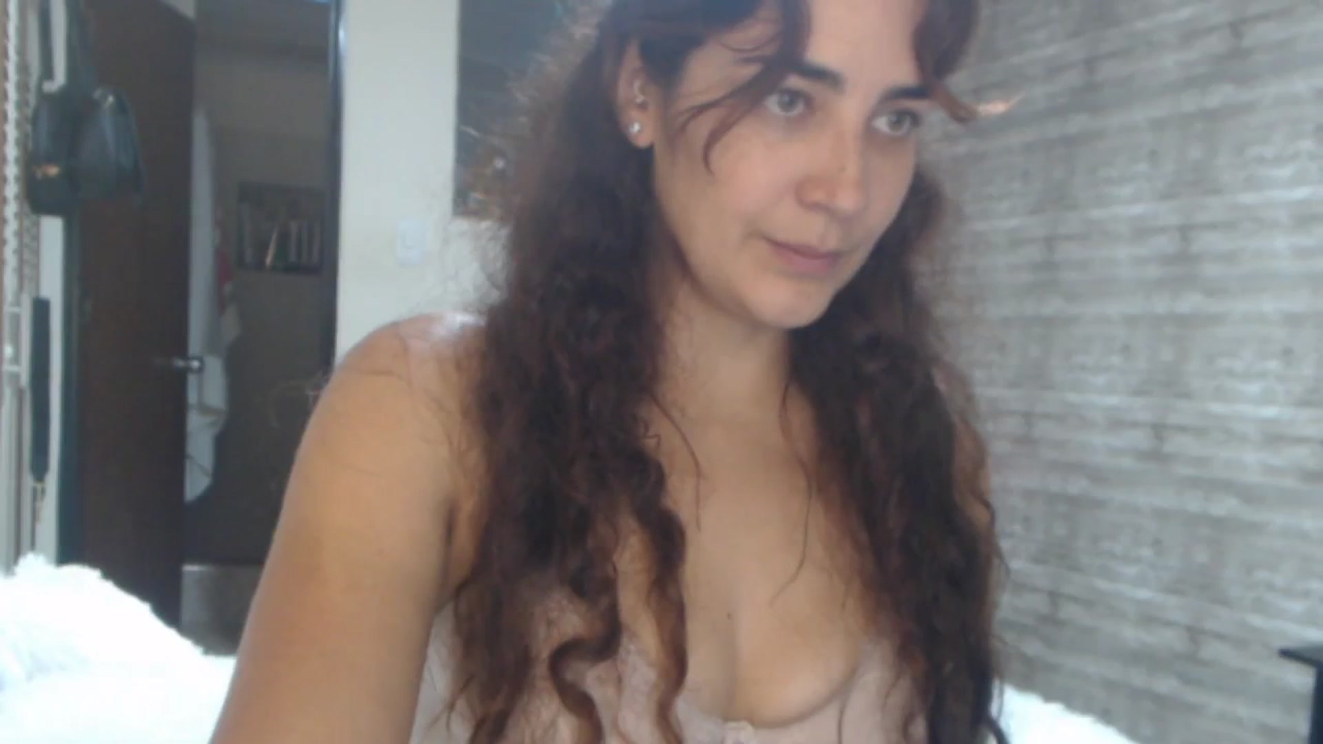 Gallery image thumbnail from Sweetsmile28's myfreecams stream on, 06/07/2024, 01:16 image 3 of 20